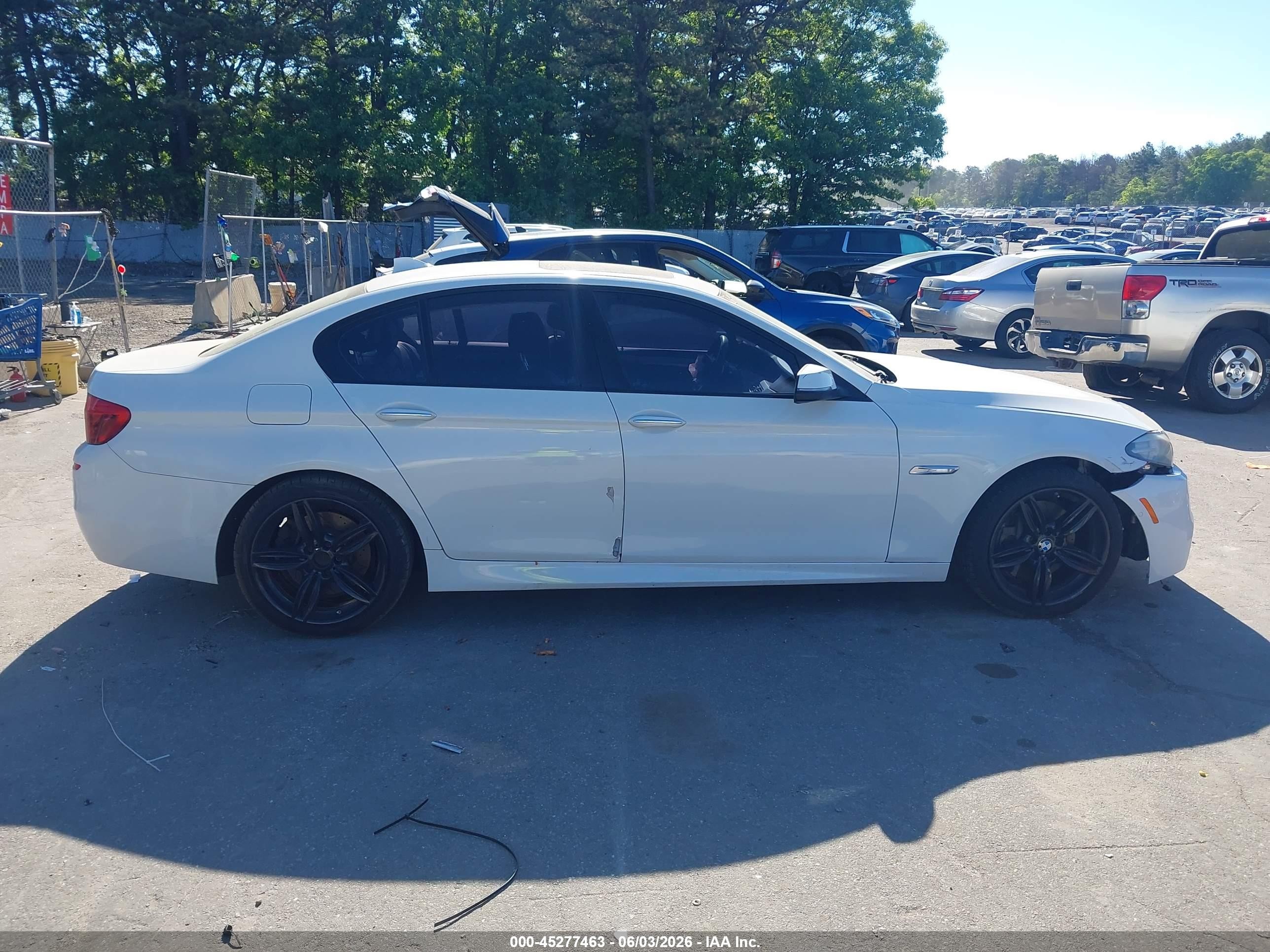 2015 Bmw 550i Xdrive White vin: WBAKP9C55FD979903
