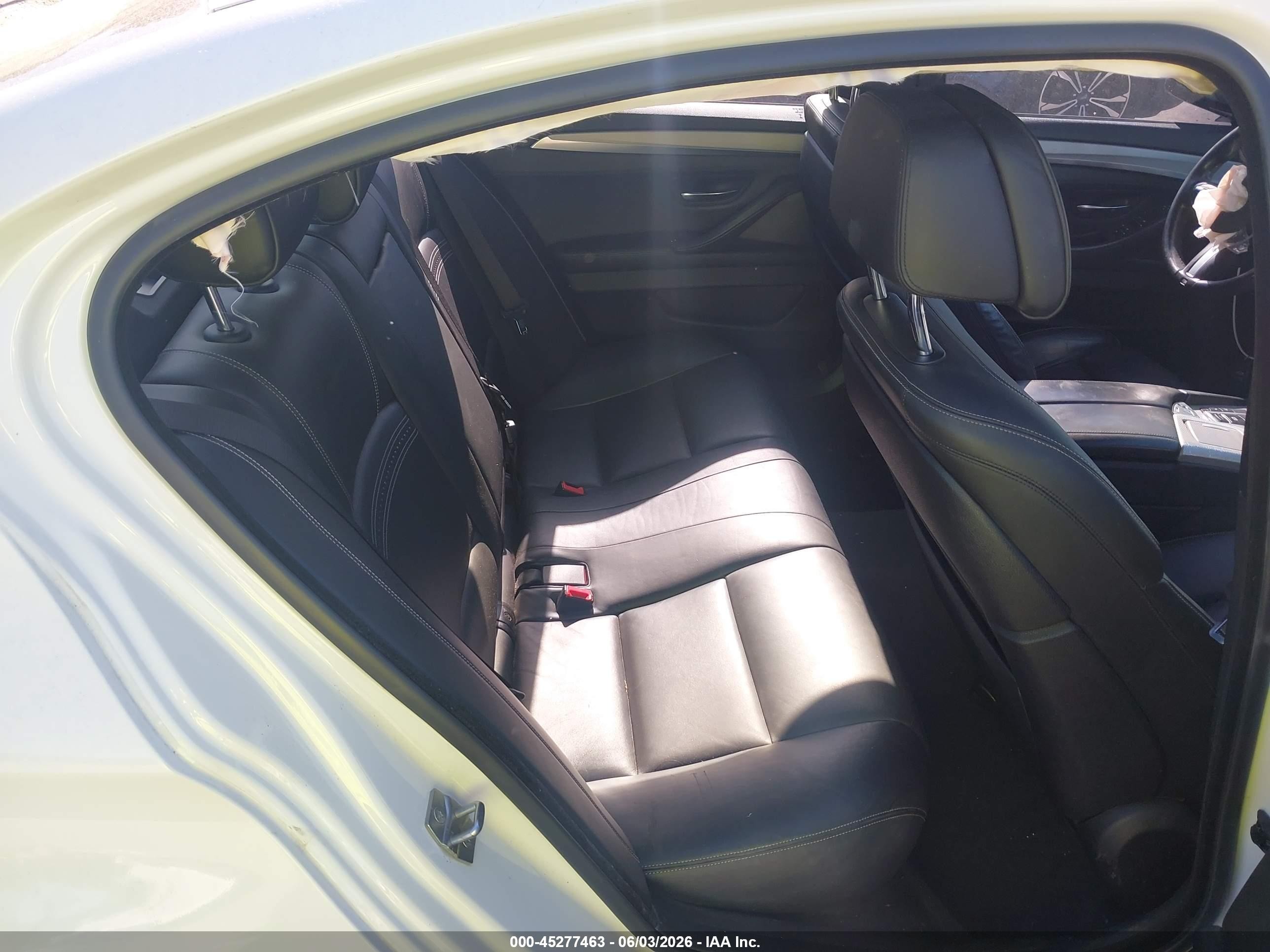 2015 Bmw 550i Xdrive White vin: WBAKP9C55FD979903