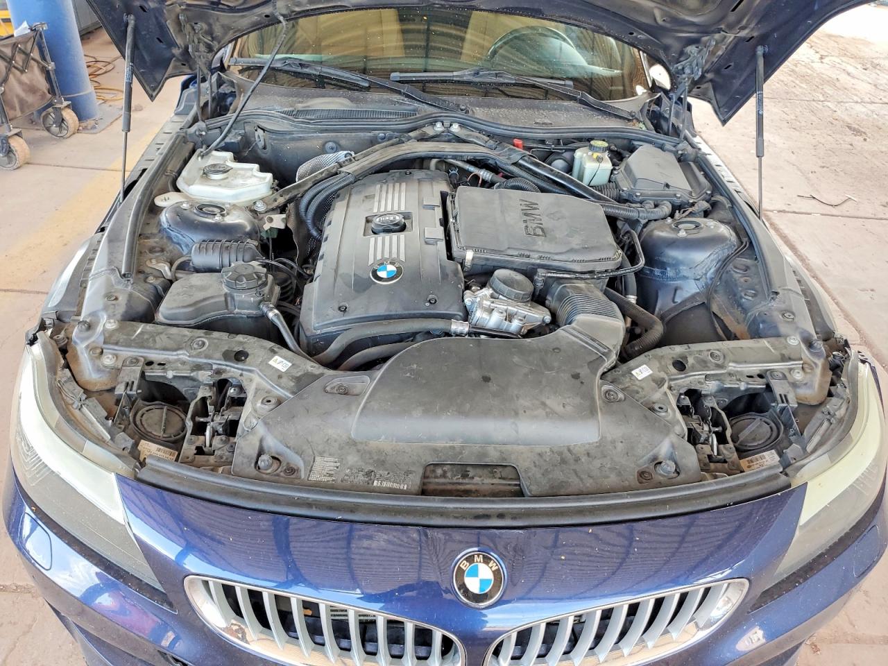 2013 Bmw Z4 Sdrive35is Blue vin: WBALM1C55DE634036
