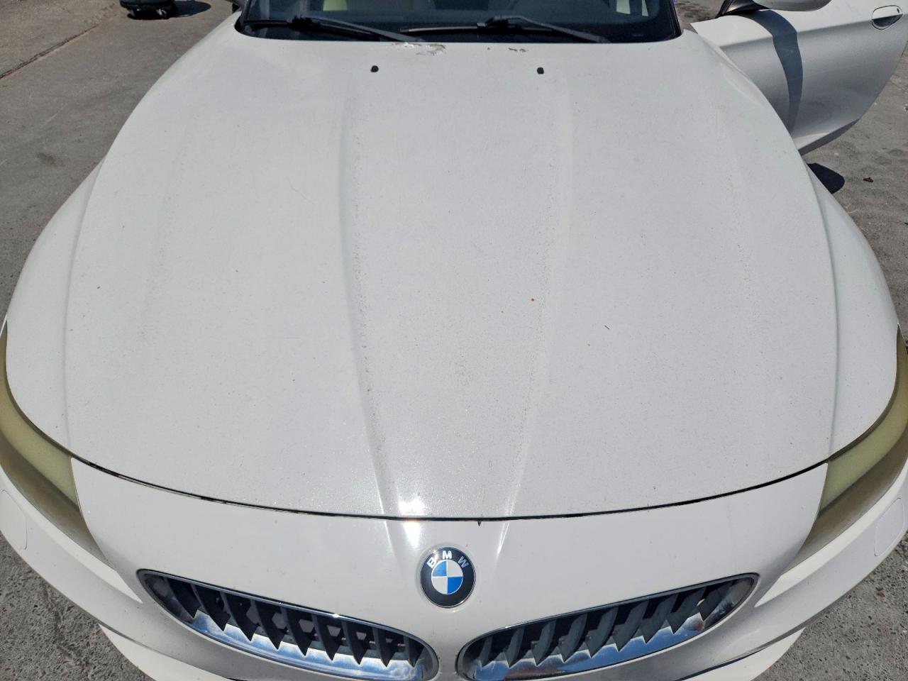 2009 Bmw Z4 Sdrive30i White vin: WBALM53539E161218