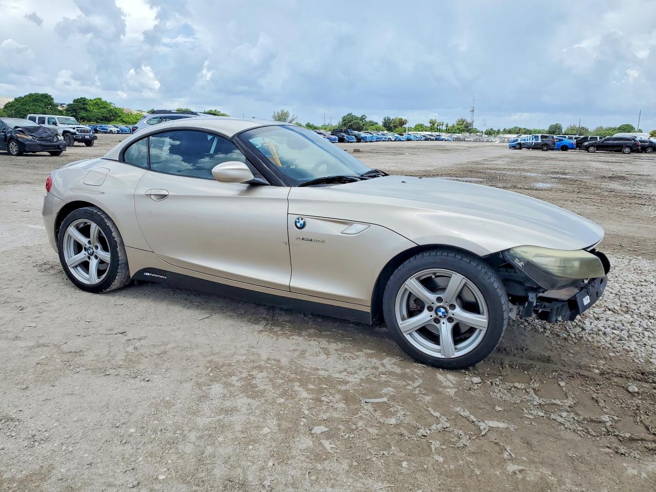 2009 Bmw Z4 Sdrive30i Tan vin: WBALM535X9E161149