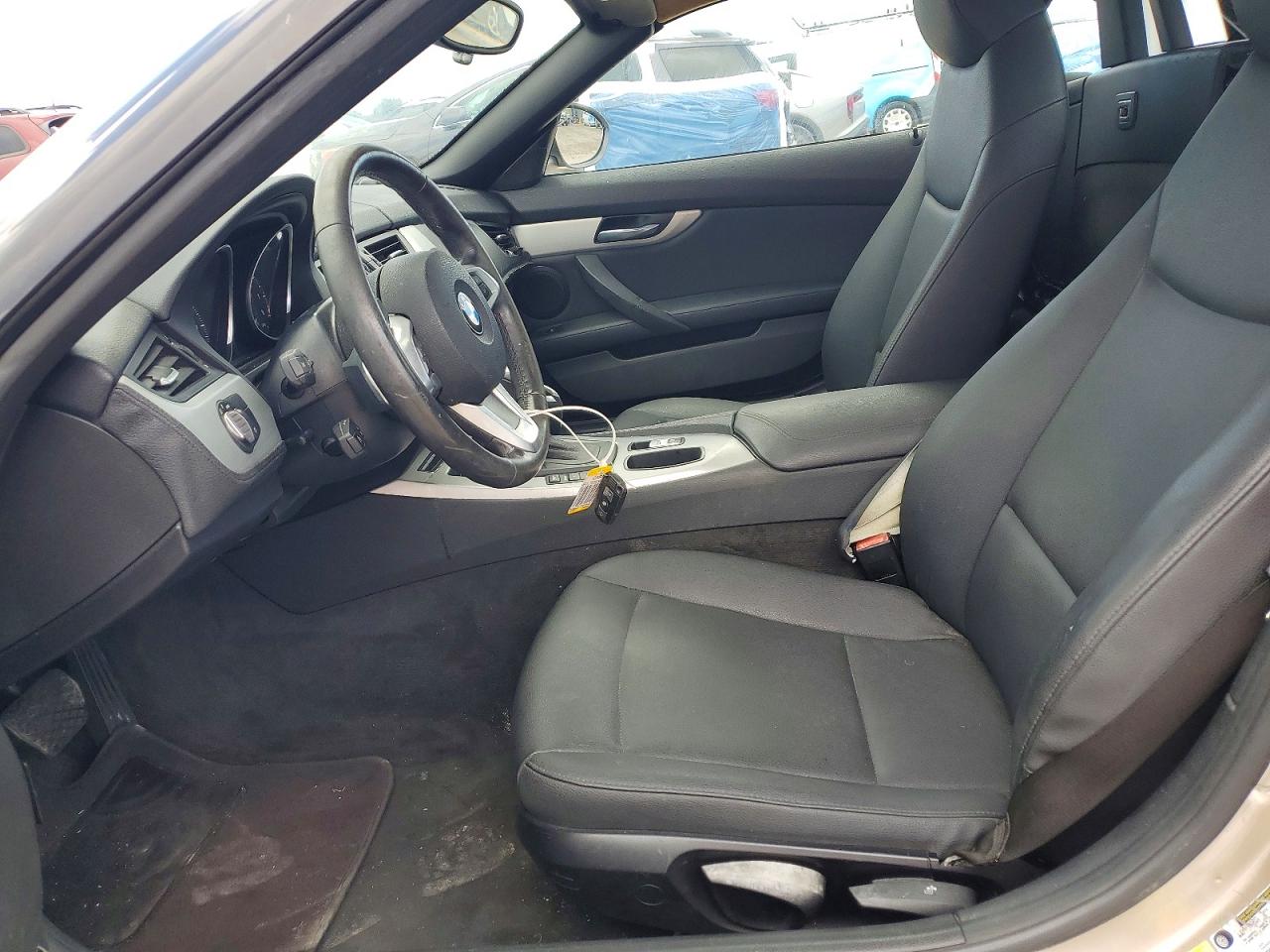 2009 Bmw Z4 Sdrive30i Tan vin: WBALM535X9E161149