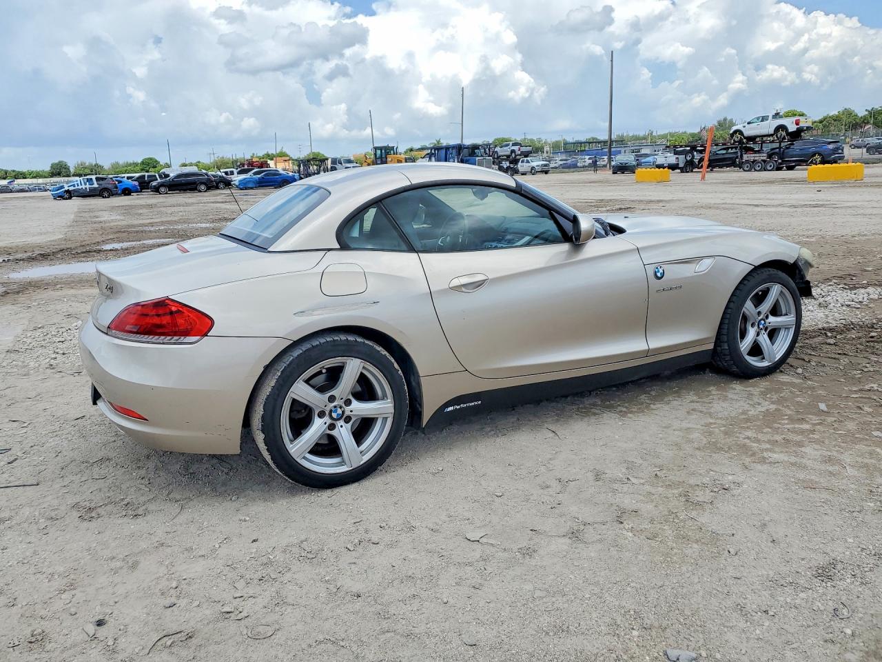 2009 Bmw Z4 Sdrive30i Tan vin: WBALM535X9E161149