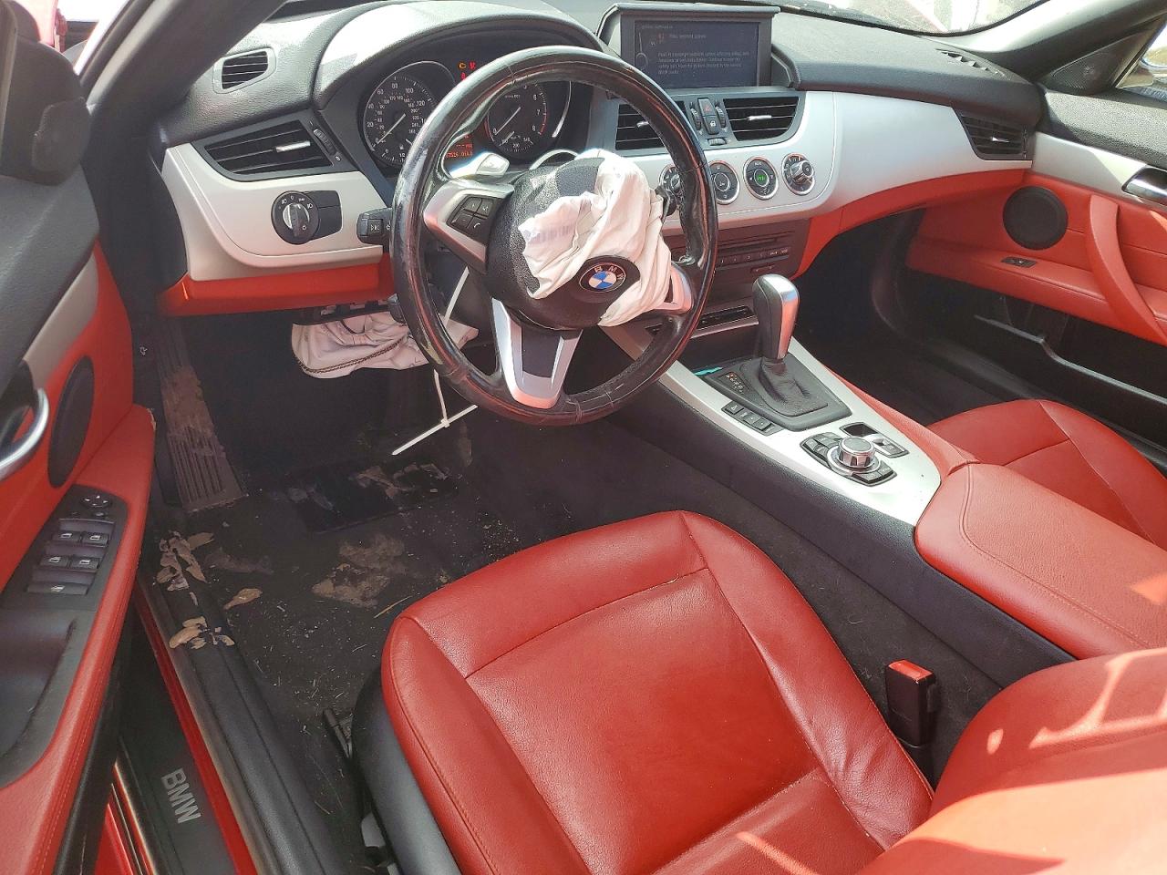 2011 Bmw Z4 Sdrive30i Red vin: WBALM5C51BE380054