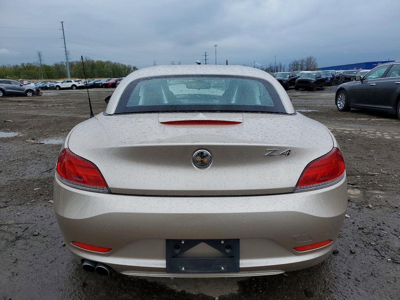 2011 Bmw Z4 Sdrive30i Gold vin: WBALM5C52BE377907
