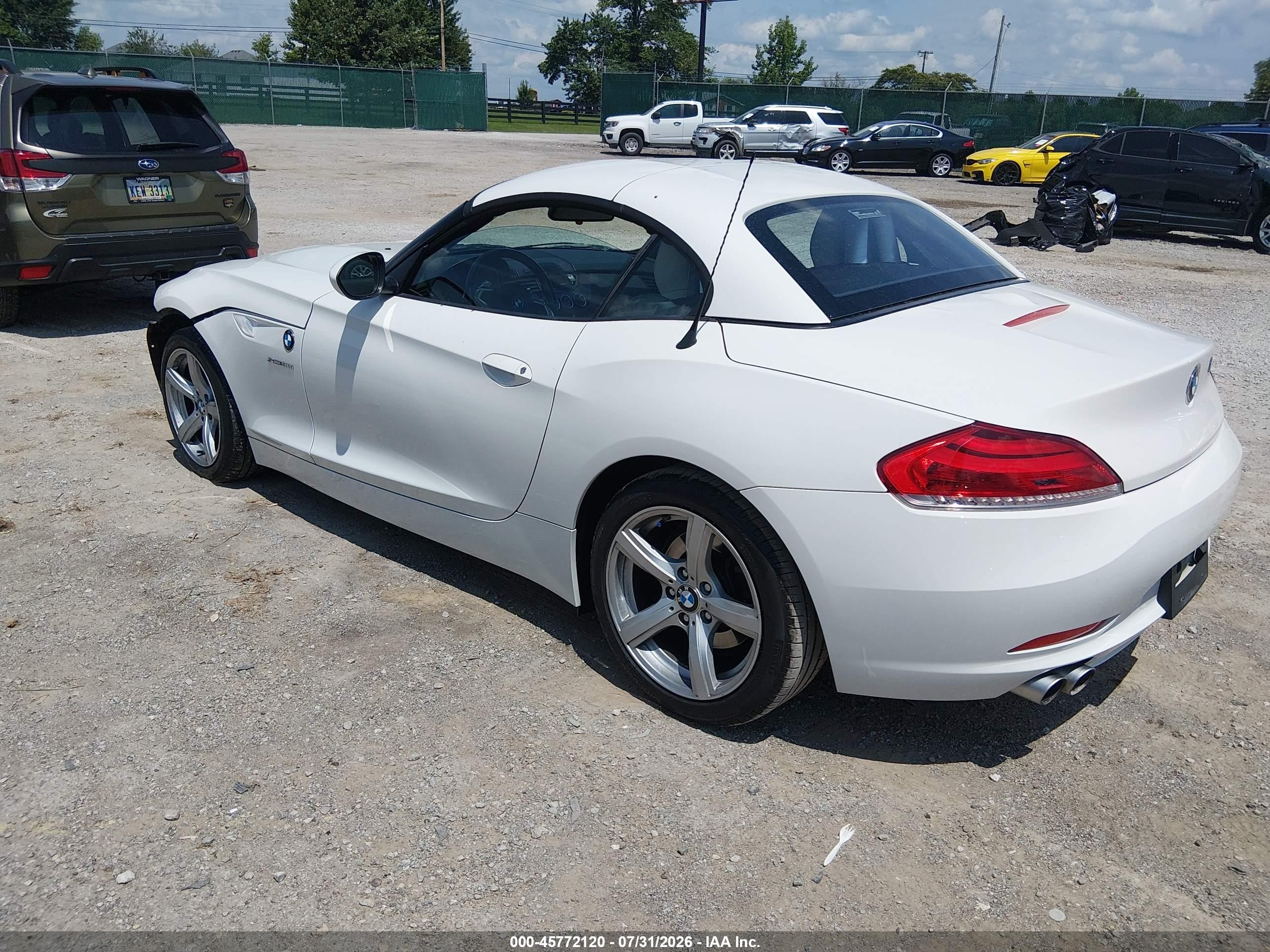 2011 Bmw Z4 Sdrive30i White vin: WBALM5C52BE378846