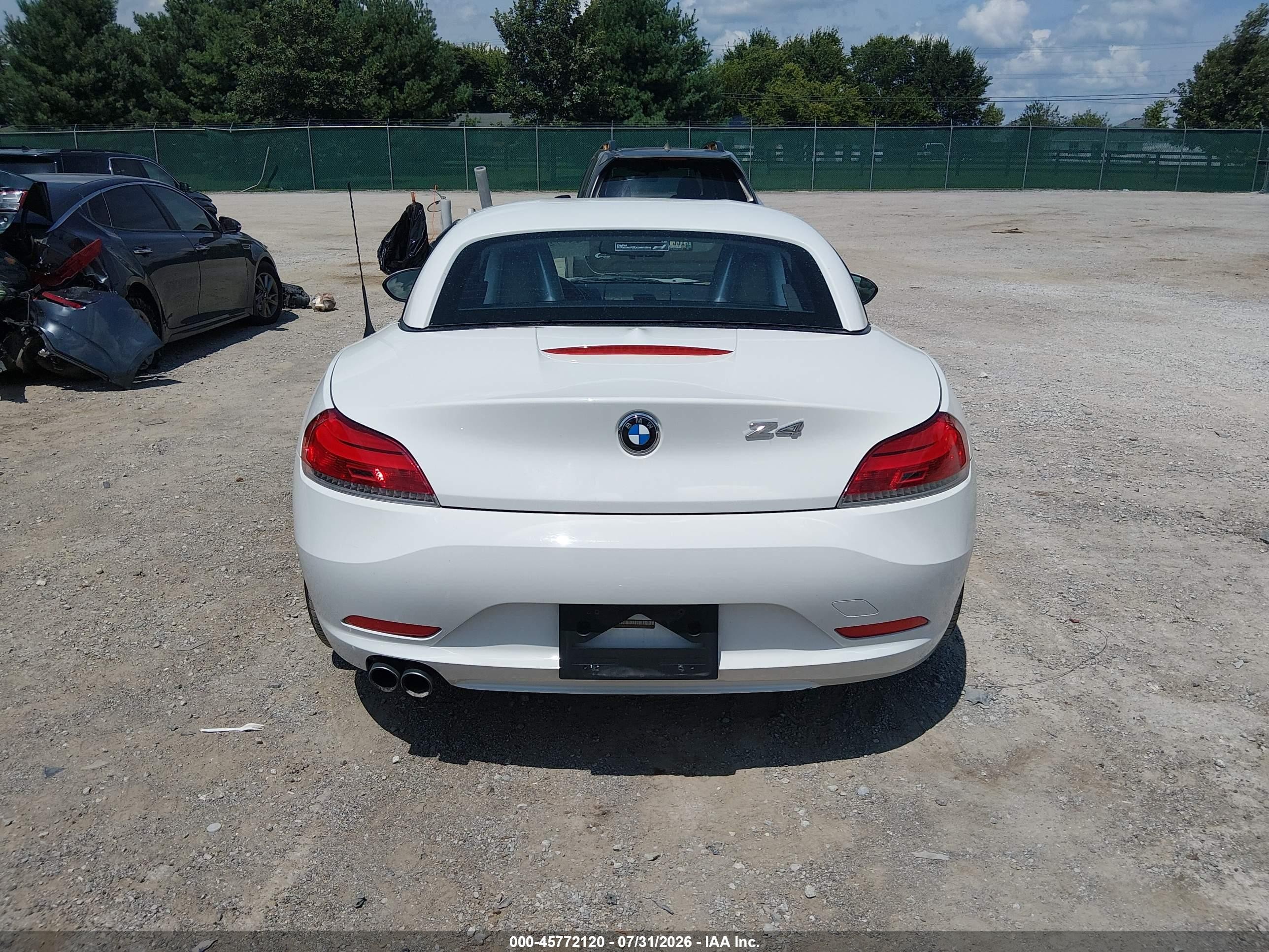 2011 Bmw Z4 Sdrive30i White vin: WBALM5C52BE378846