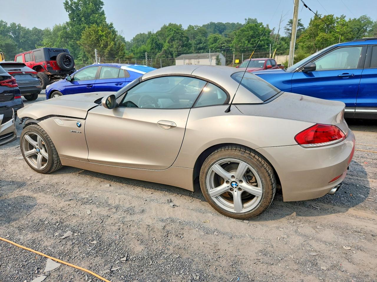 2011 Bmw Z4 Sdrive30i Beige vin: WBALM5C55BE379862