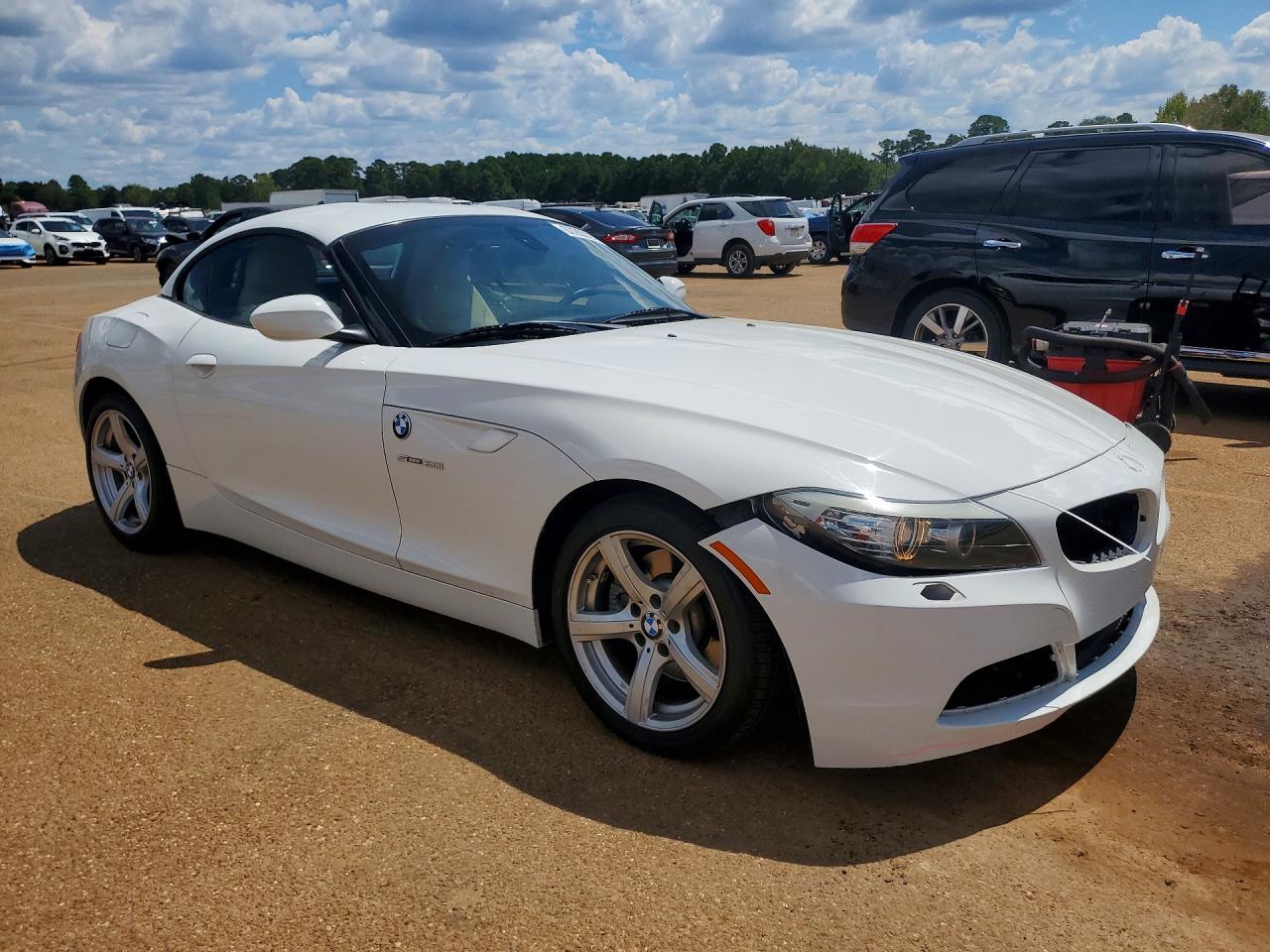 2011 Bmw Z4 Sdrive30i White vin: WBALM5C56BE377697