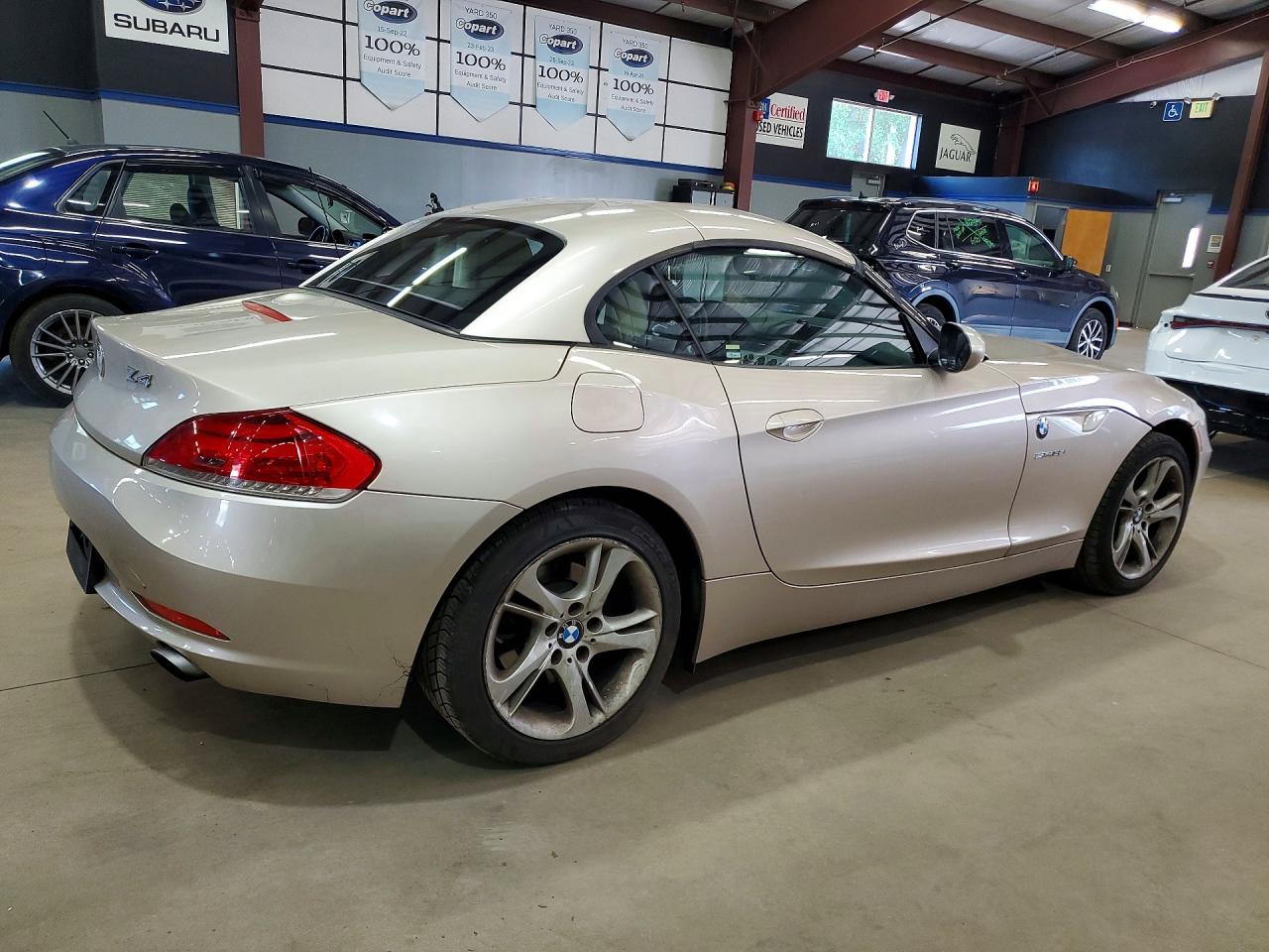 2011 Bmw Z4 Sdrive35i Beige vin: WBALM7C53BE382836