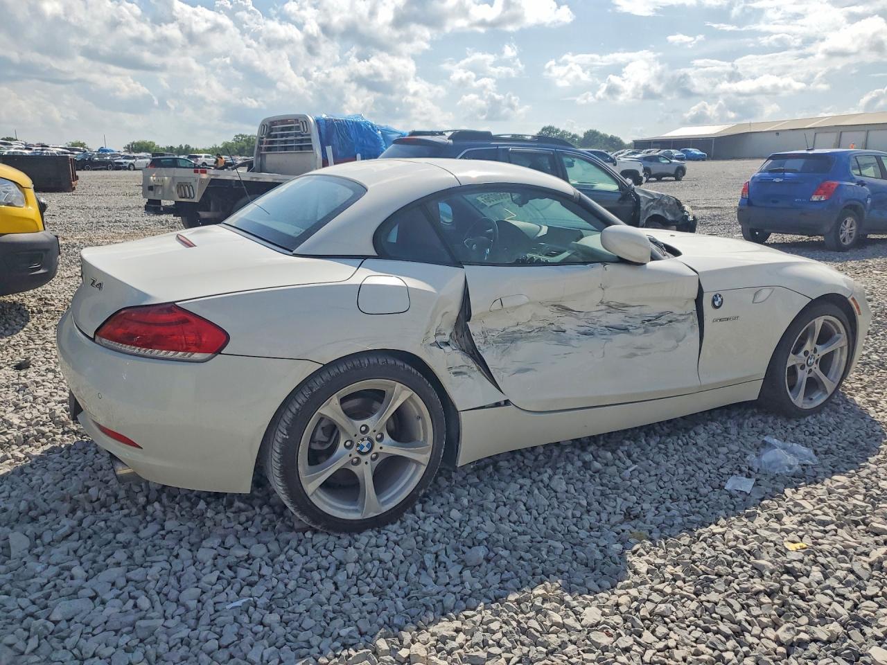 2011 Bmw Z4 Sdrive35i White vin: WBALM7C59BE384218