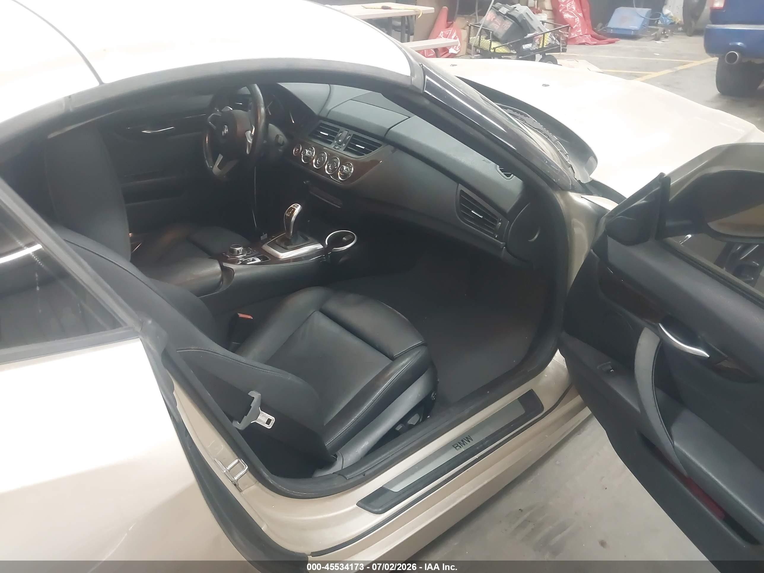 2011 Bmw Z4 Sdrive35i Champagne vin: WBALM7C5XBE382591