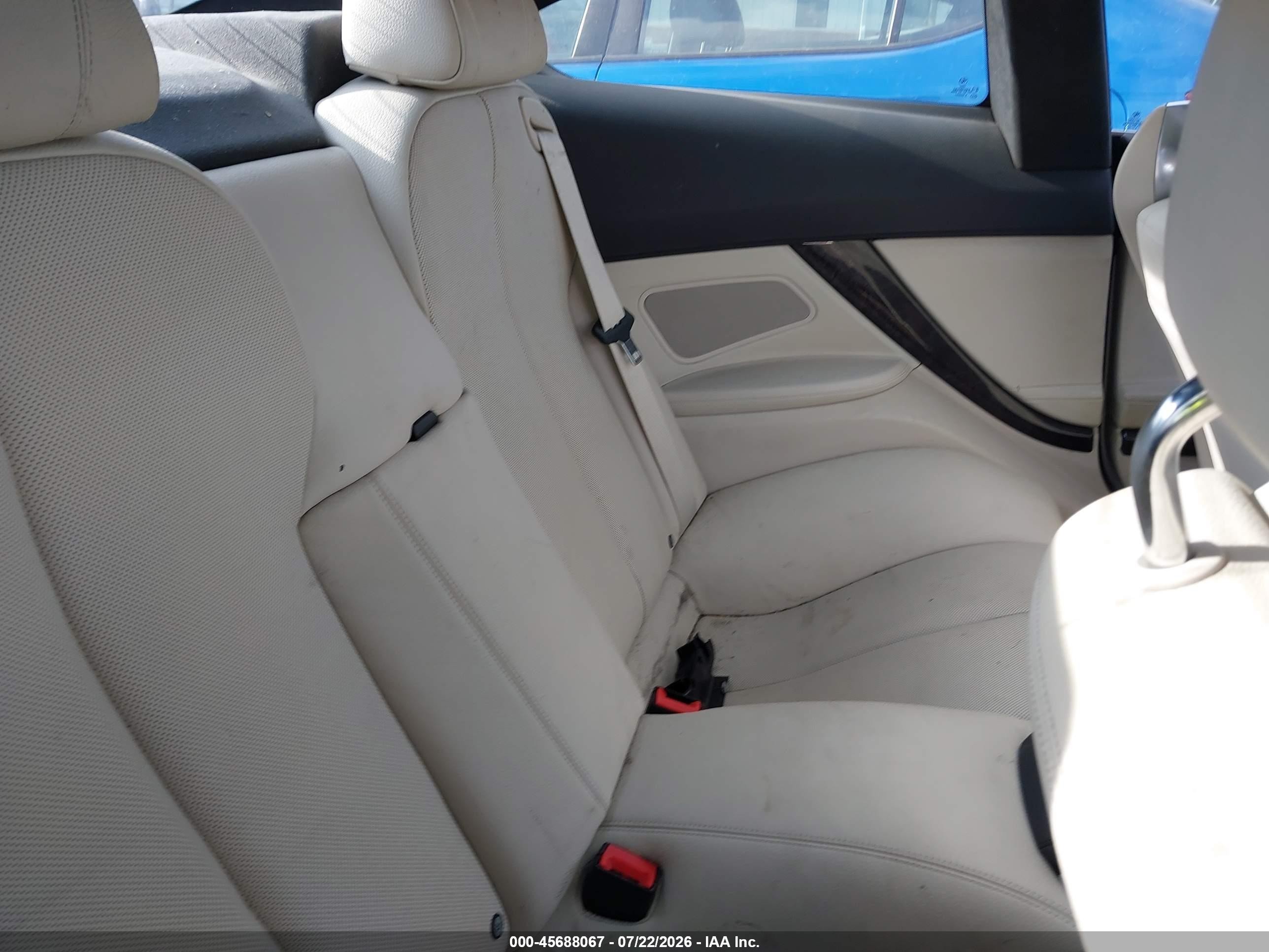 2013 Bmw 640i   Белый vin: WBALW3C50DC892529