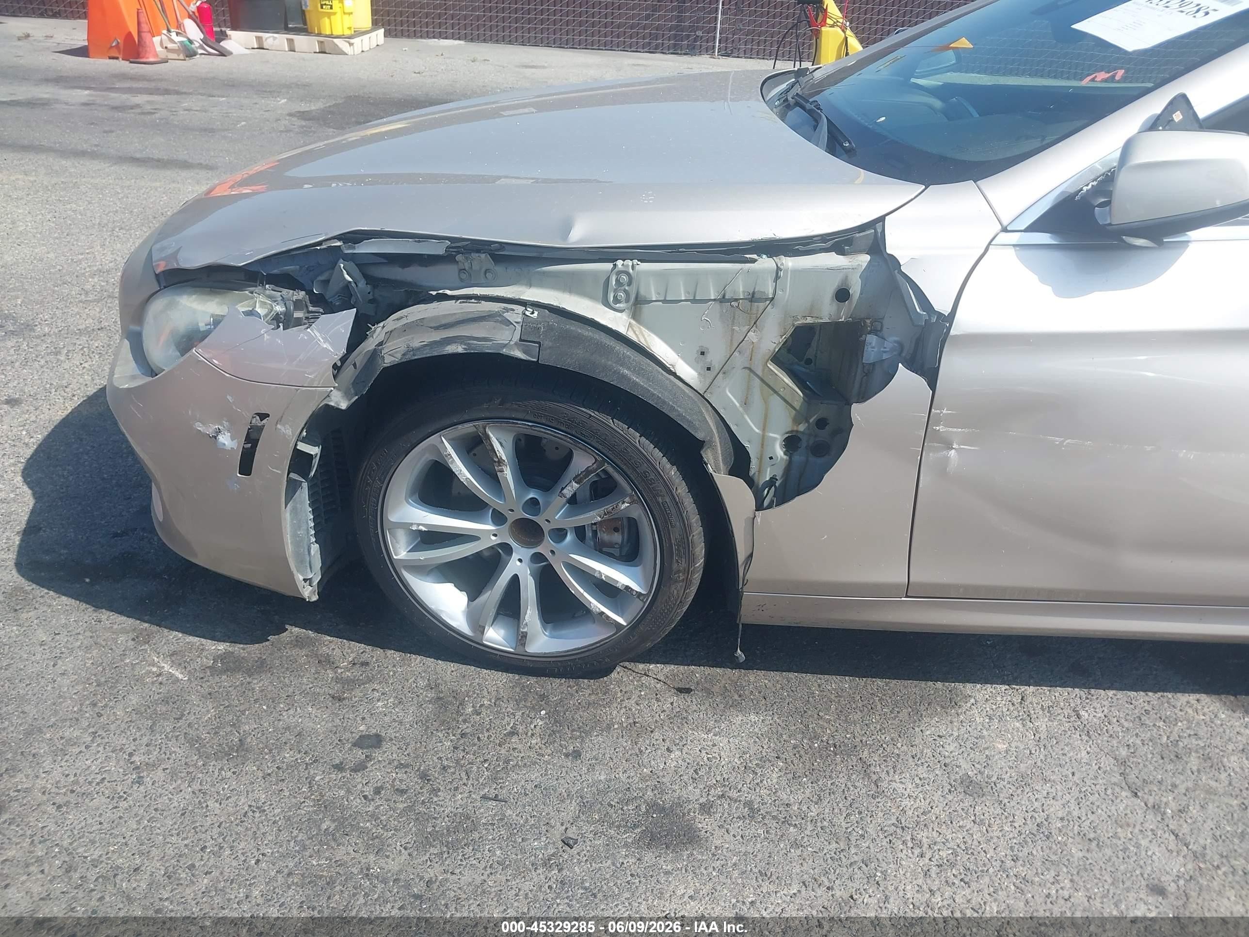 2012 Bmw 640i   Gold vin: WBALW7C51CC618777