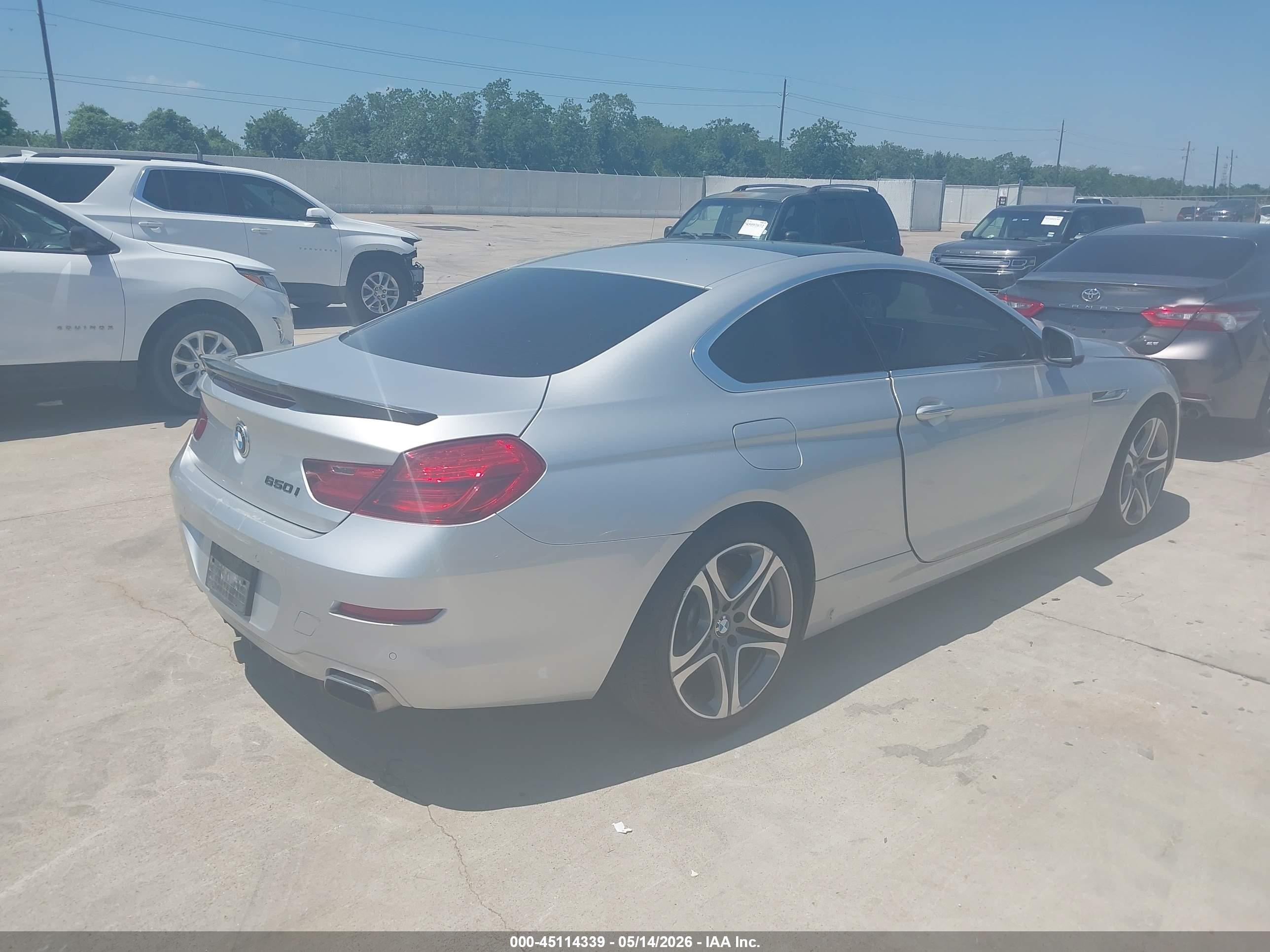 2012 Bmw 650i   Silver vin: WBALX3C50CDV77848