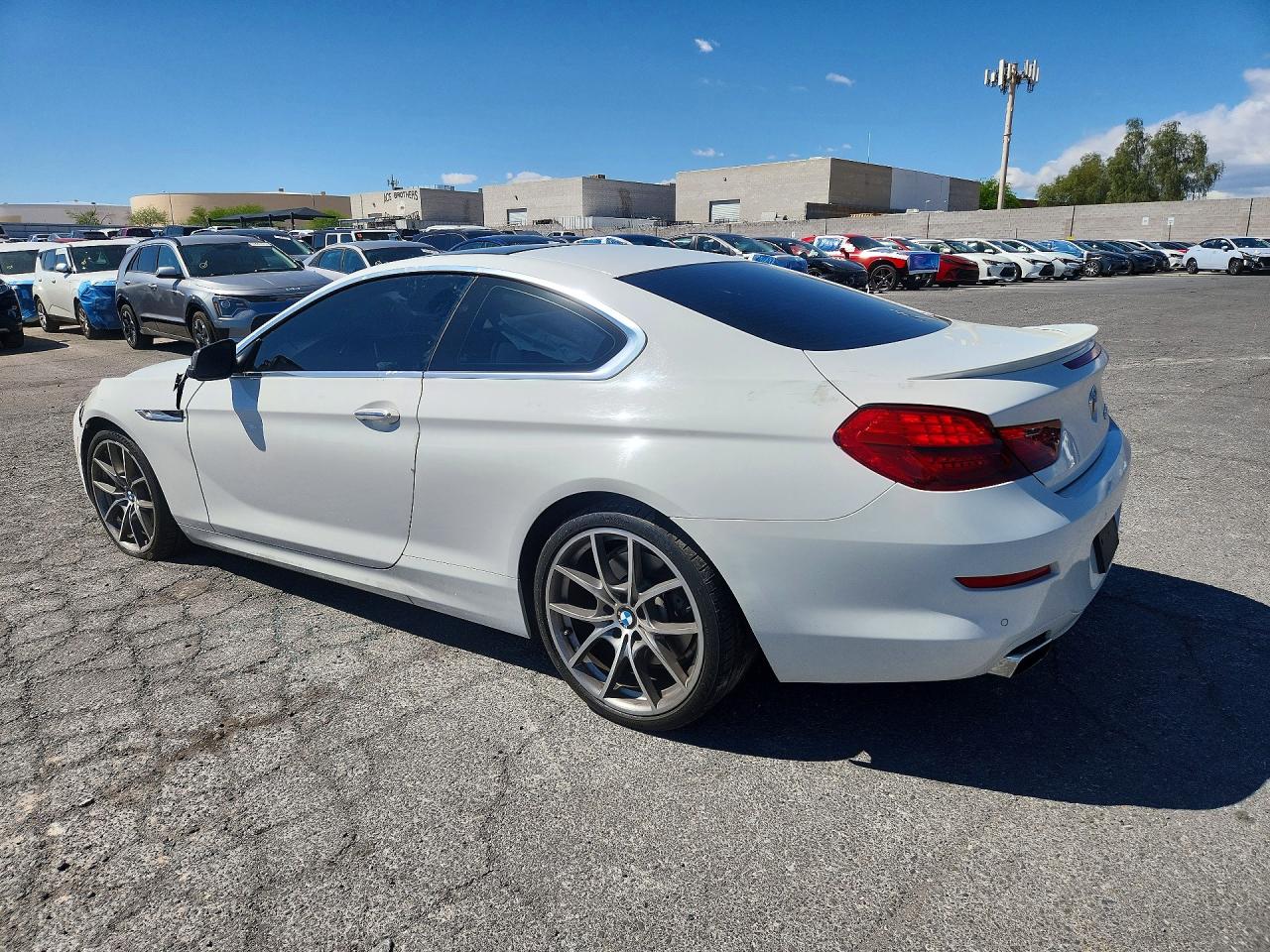 2012 Bmw 650 I Белый vin: WBALX3C53CDV77410