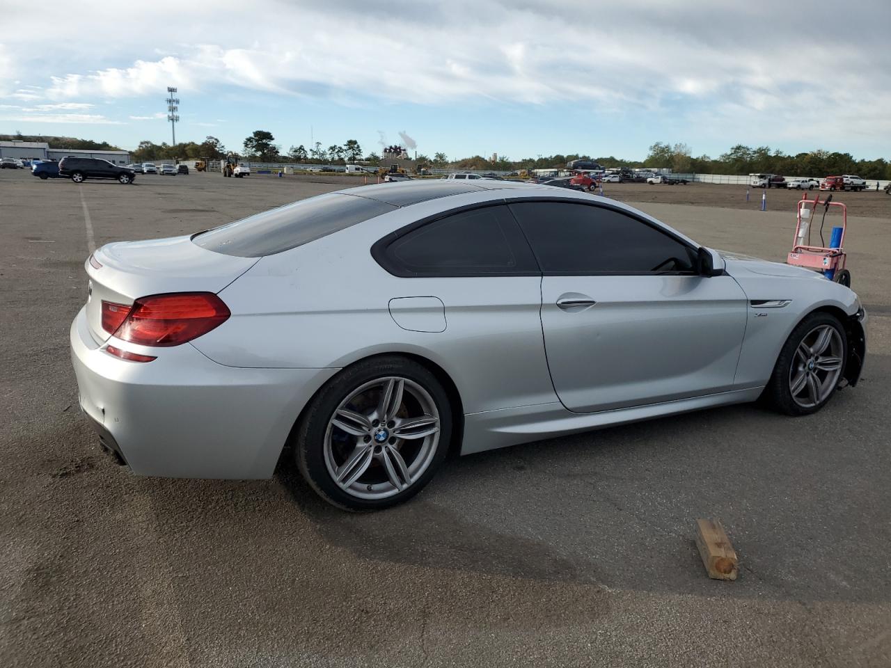 2012 Bmw 650 Xi Silver vin: WBALX5C55CC894168
