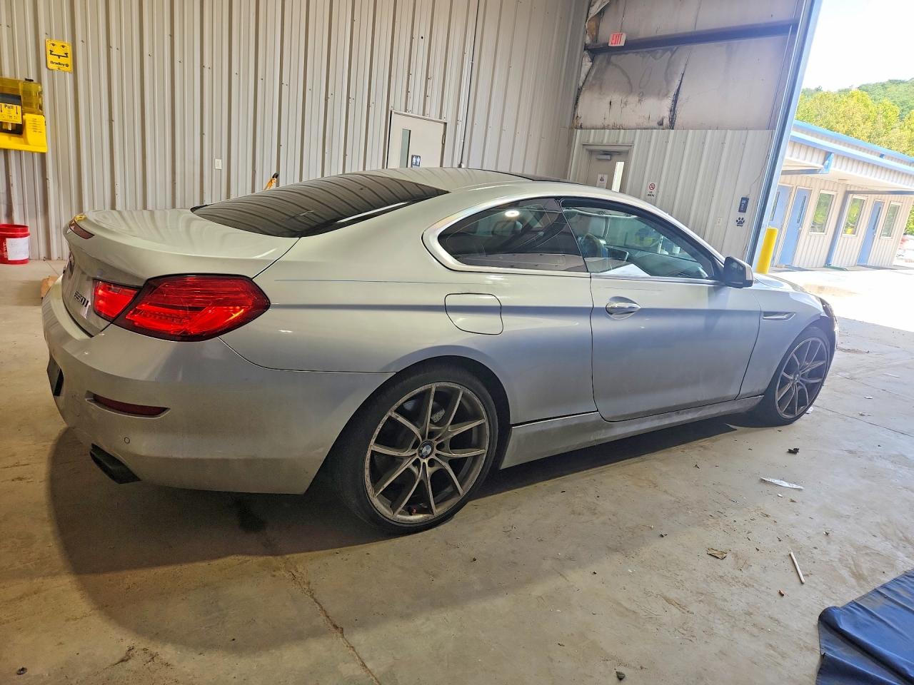 2012 Bmw 650 Xi Silver vin: WBALX5C5XCC893937
