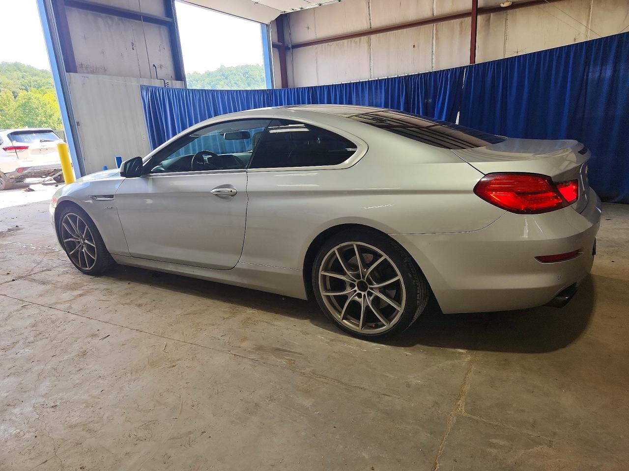 2012 Bmw 650 Xi Silver vin: WBALX5C5XCC893937