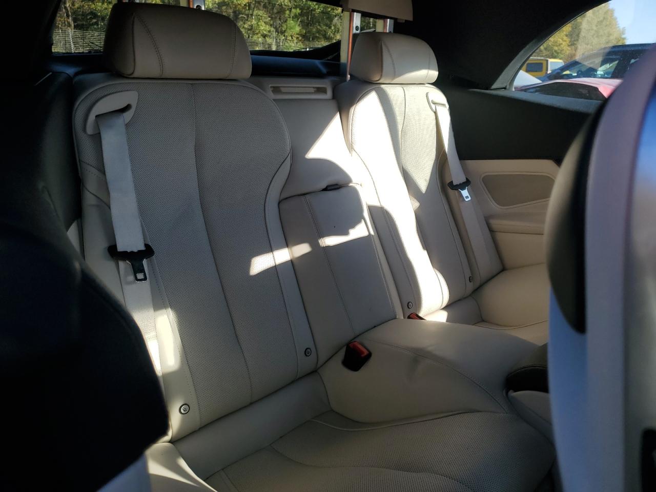 2012 Bmw 650 I Белый vin: WBALZ3C52CDL73191