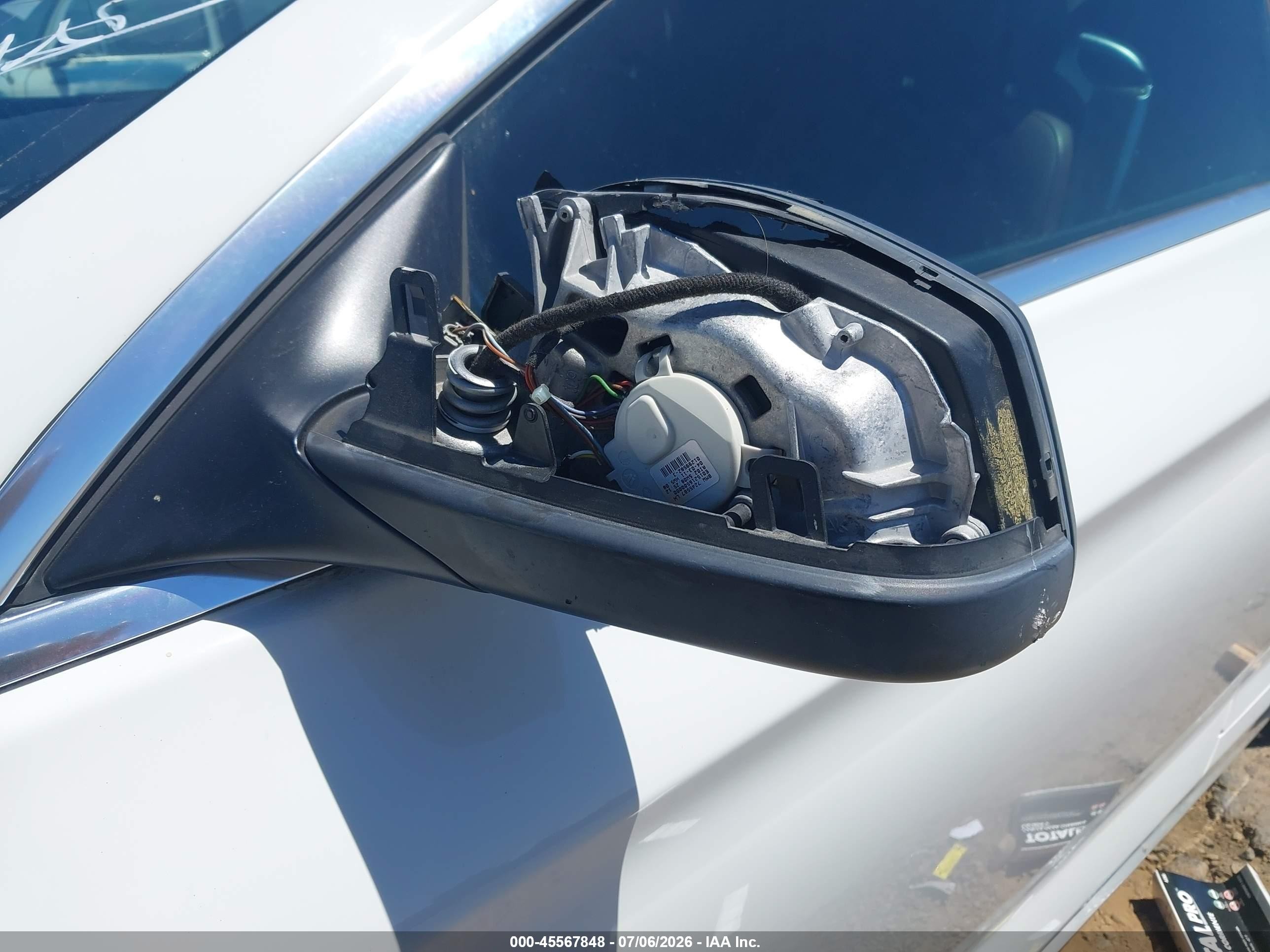 2012 Bmw 650i   White vin: WBALZ3C57CC397797