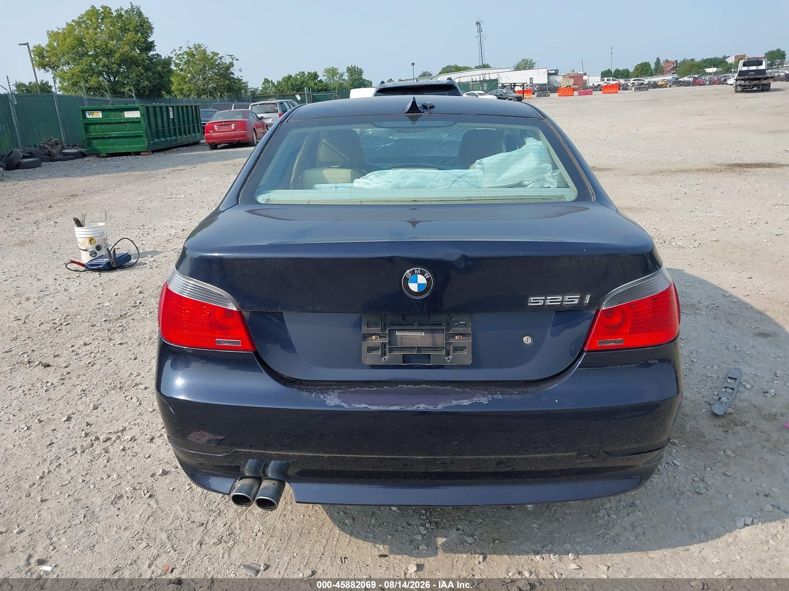 2004 Bmw 525i   Dark Blue vin: WBANA53524B176322