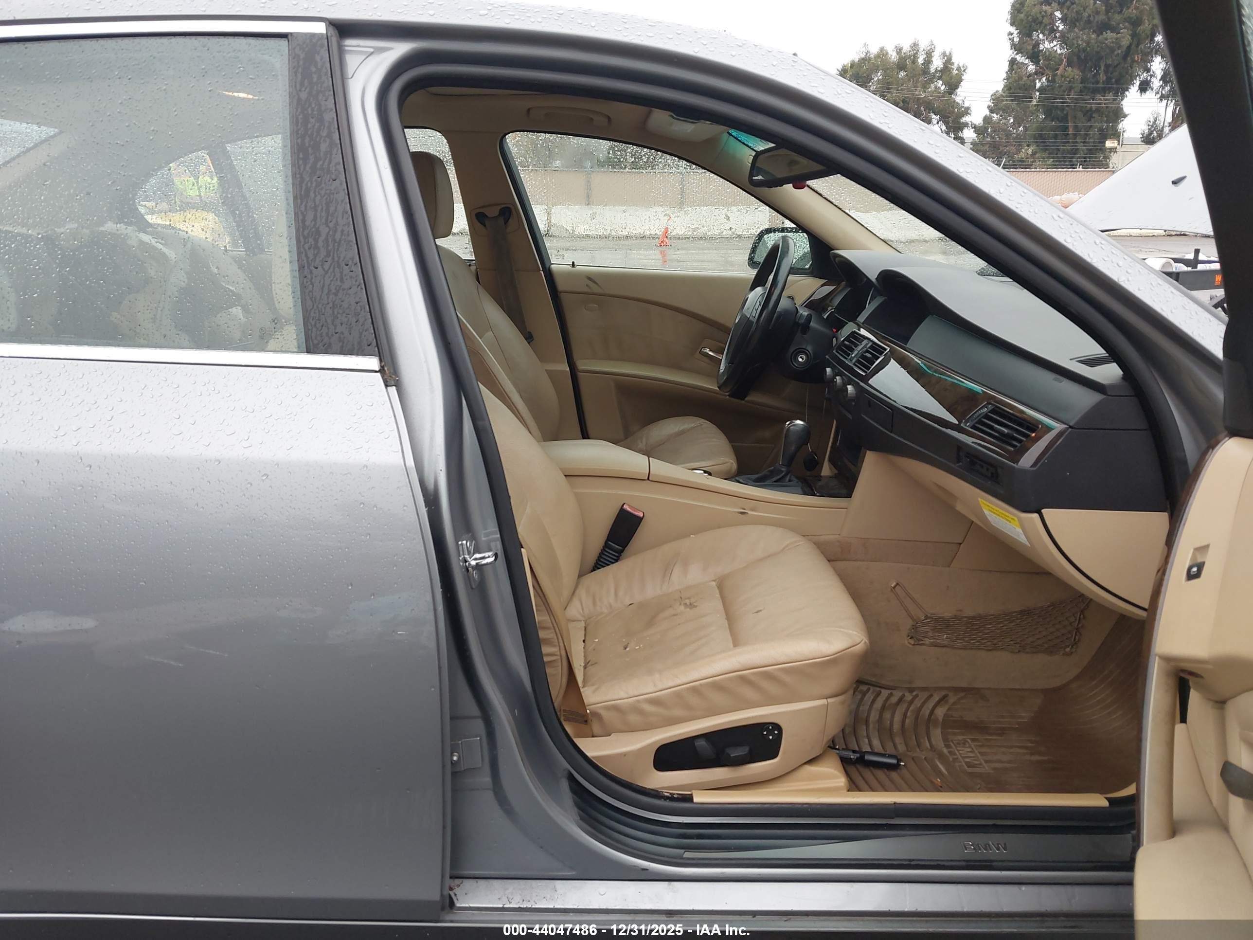 2005 Bmw 525i   Серебряный vin: WBANA53525B855802