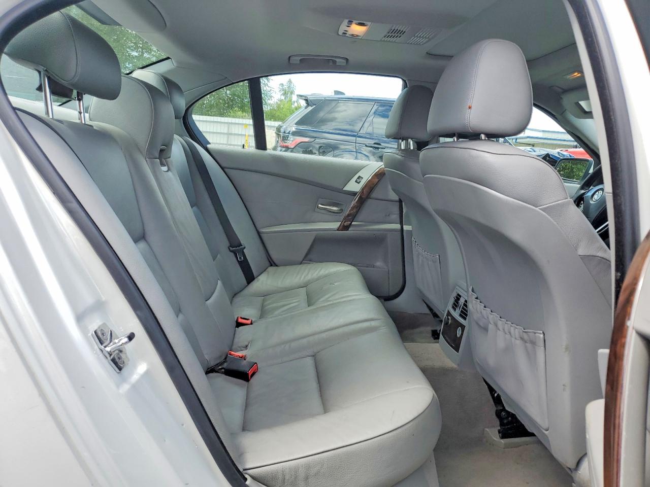 2005 Bmw 525 I Белый vin: WBANA53525B858490