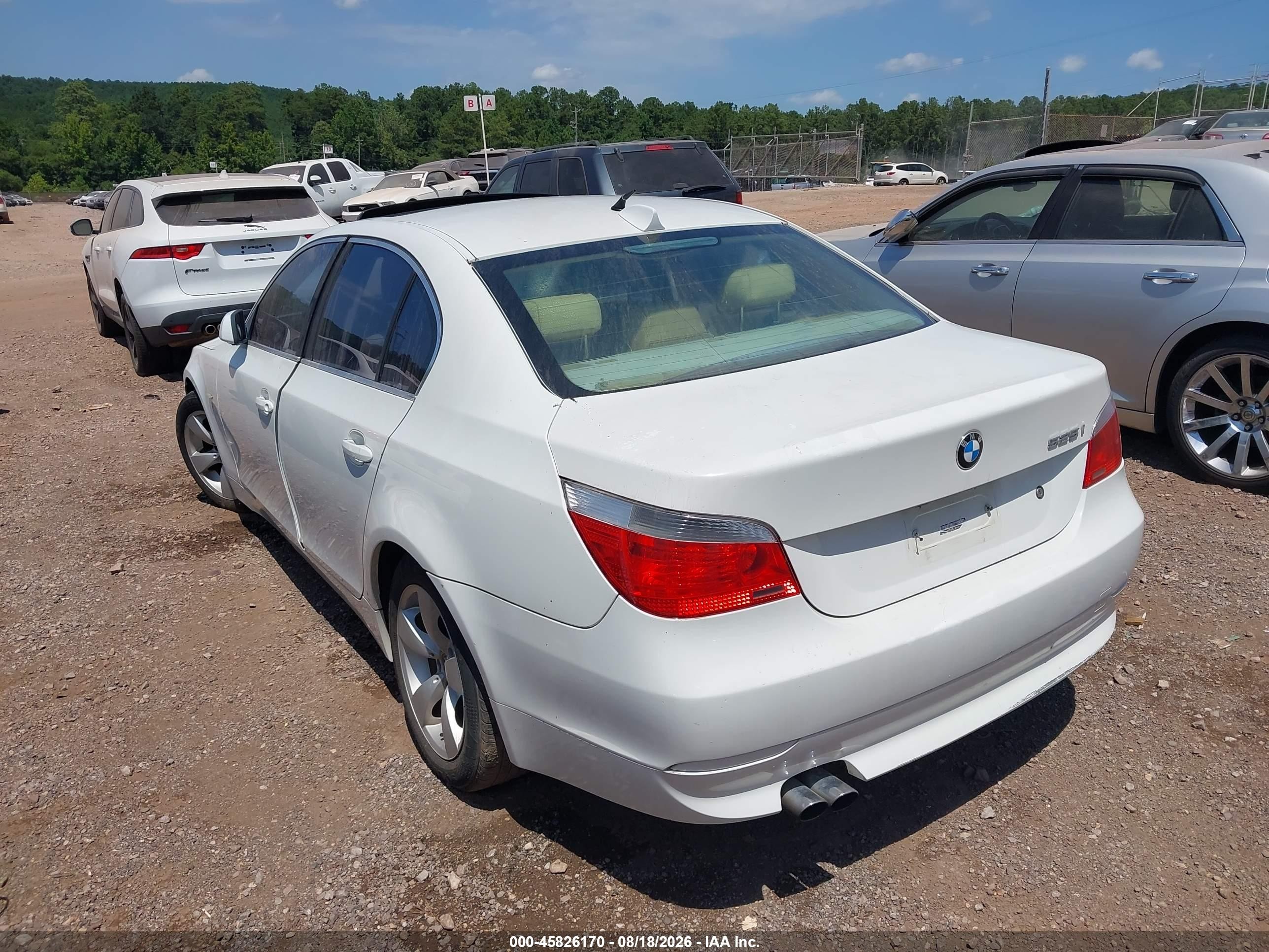 2005 Bmw 525i   White vin: WBANA53525B858828