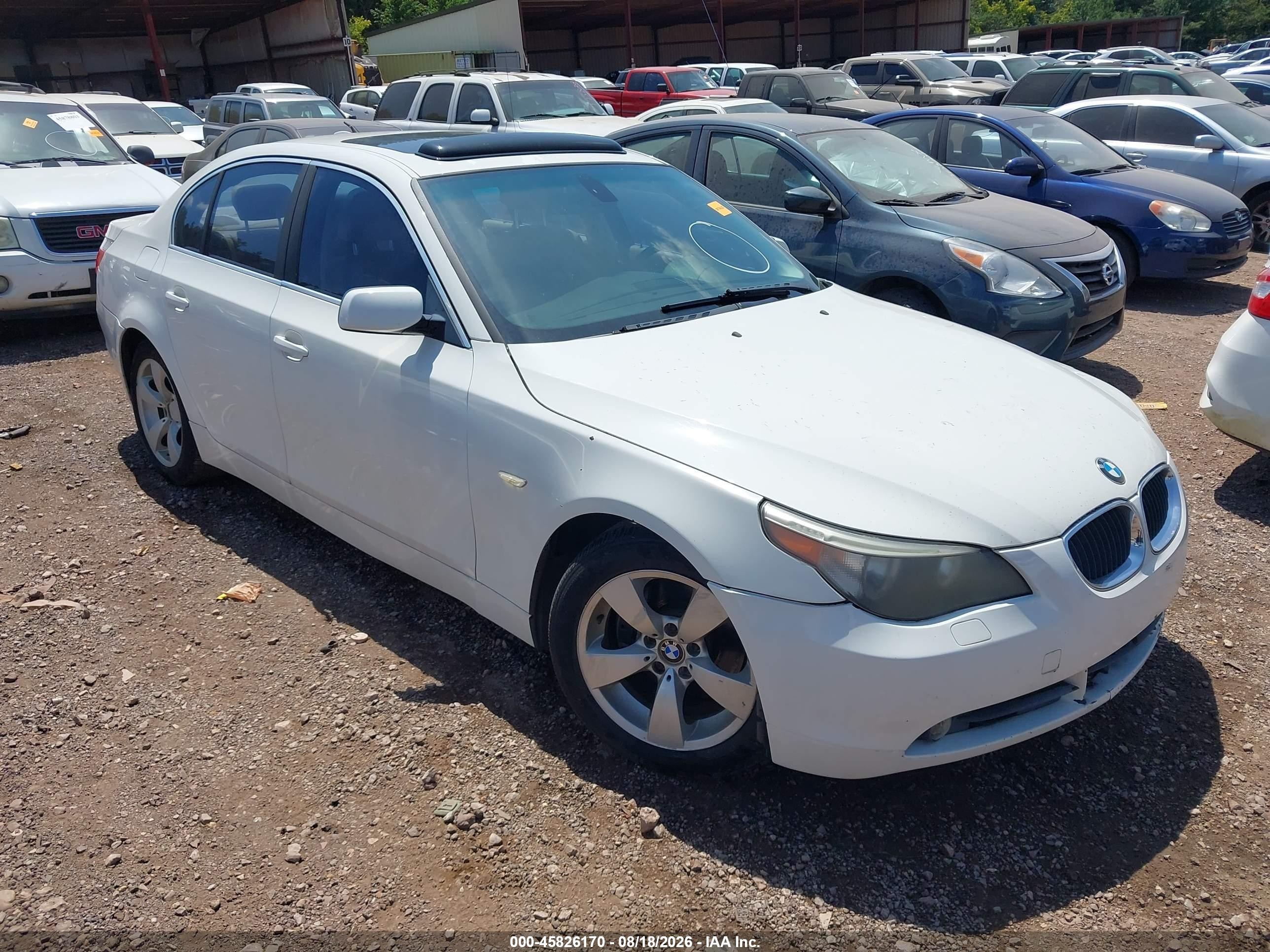 2005 Bmw 525i   White vin: WBANA53525B858828