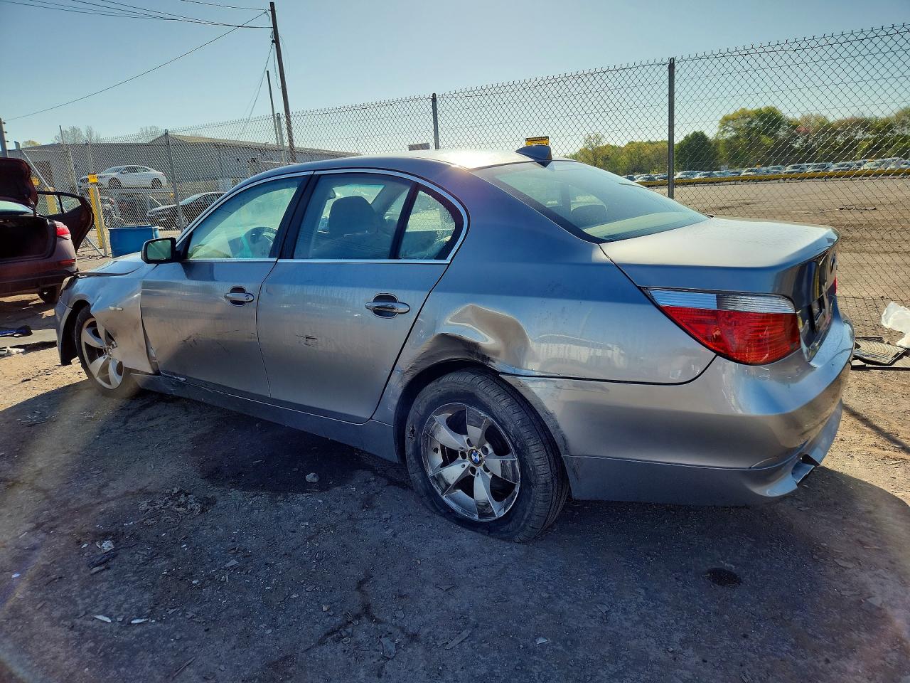 2005 Bmw 525i Silver vin: WBANA53535B858370