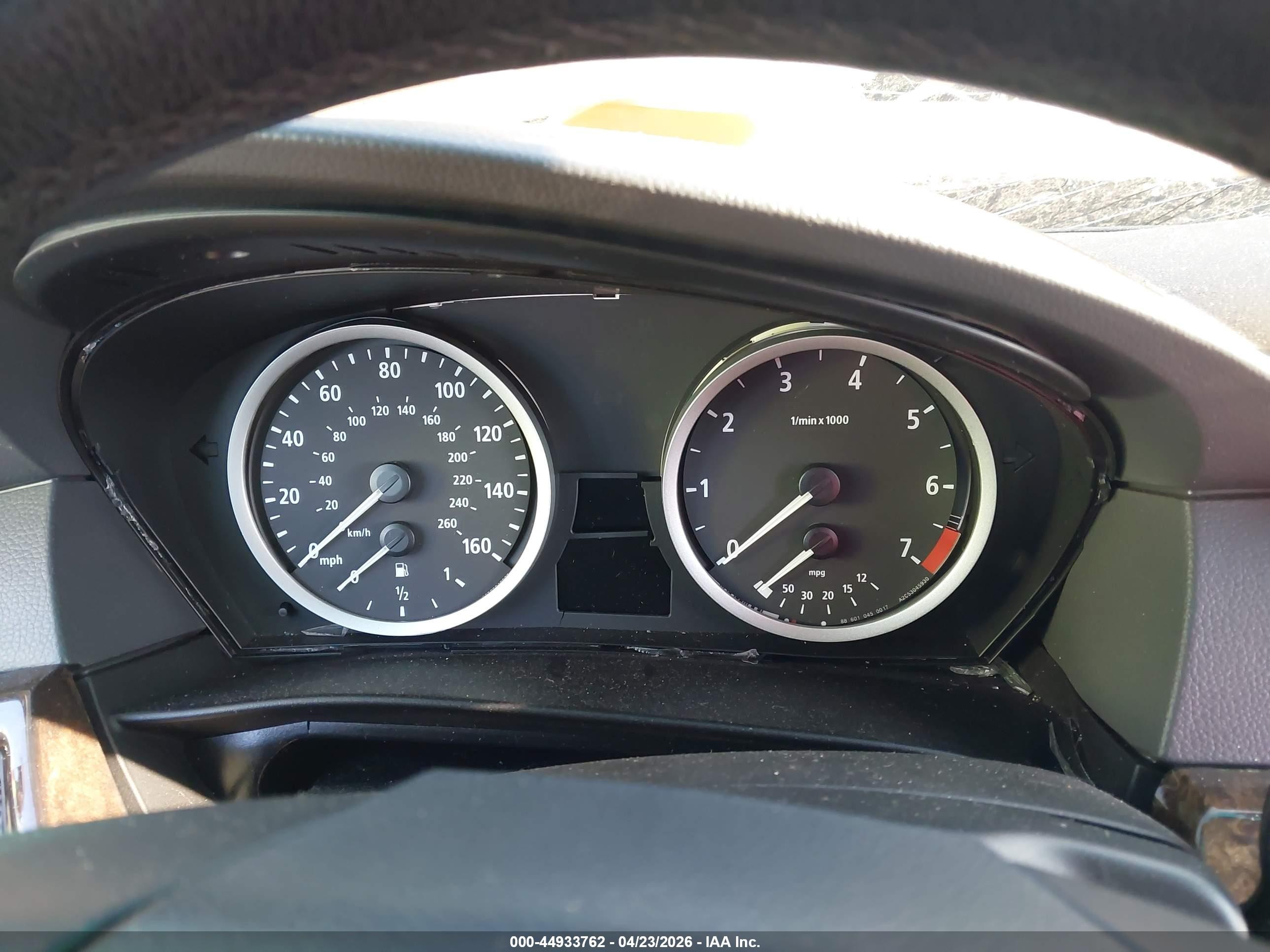 2004 Bmw 525i   Silver vin: WBANA53554B173818