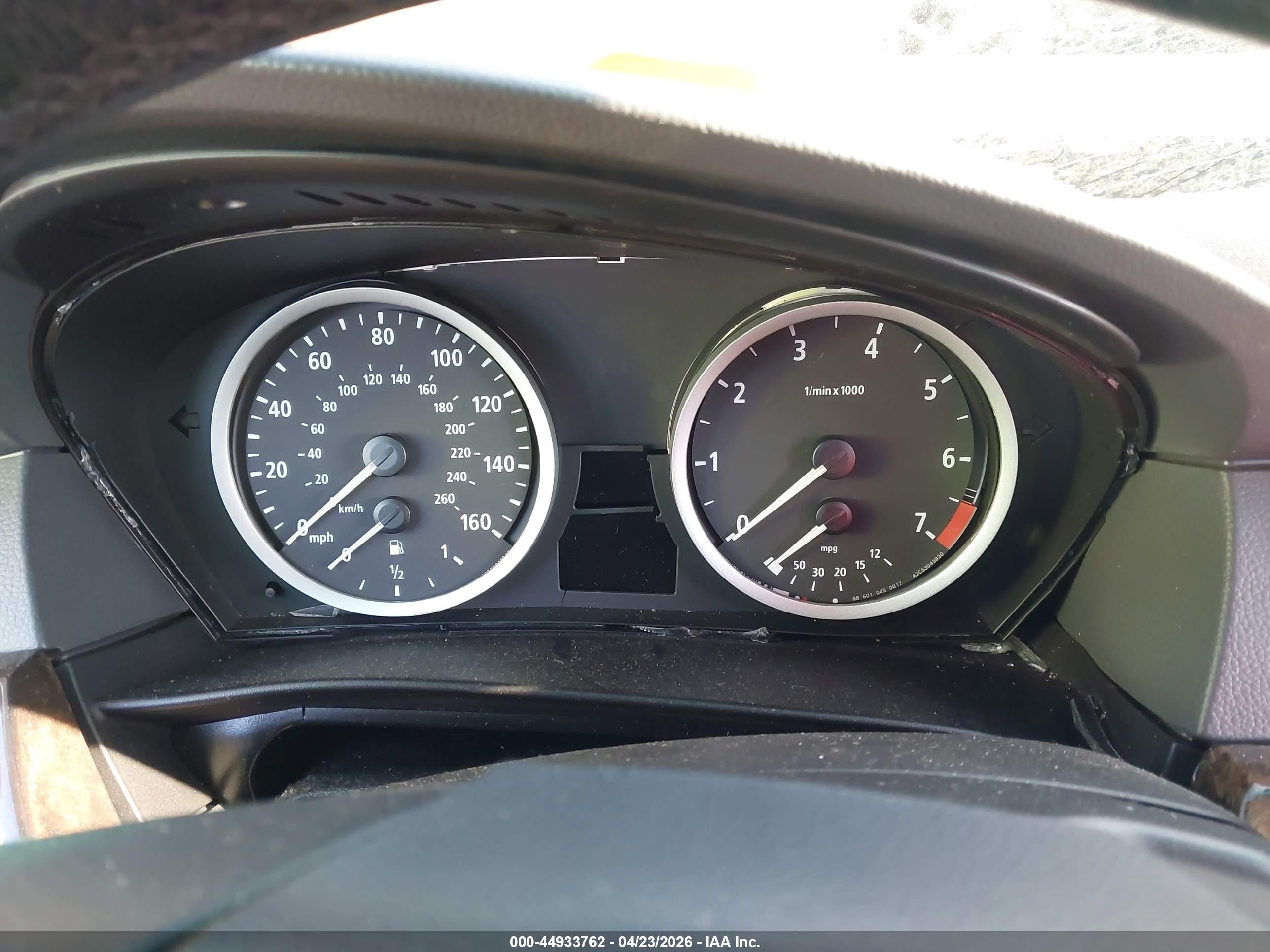 2004 Bmw 525i   Silver vin: WBANA53554B173818