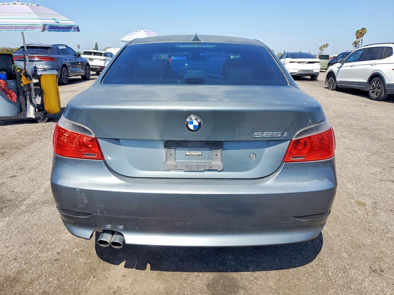 2004 Bmw 525 I Серый vin: WBANA53564B175495