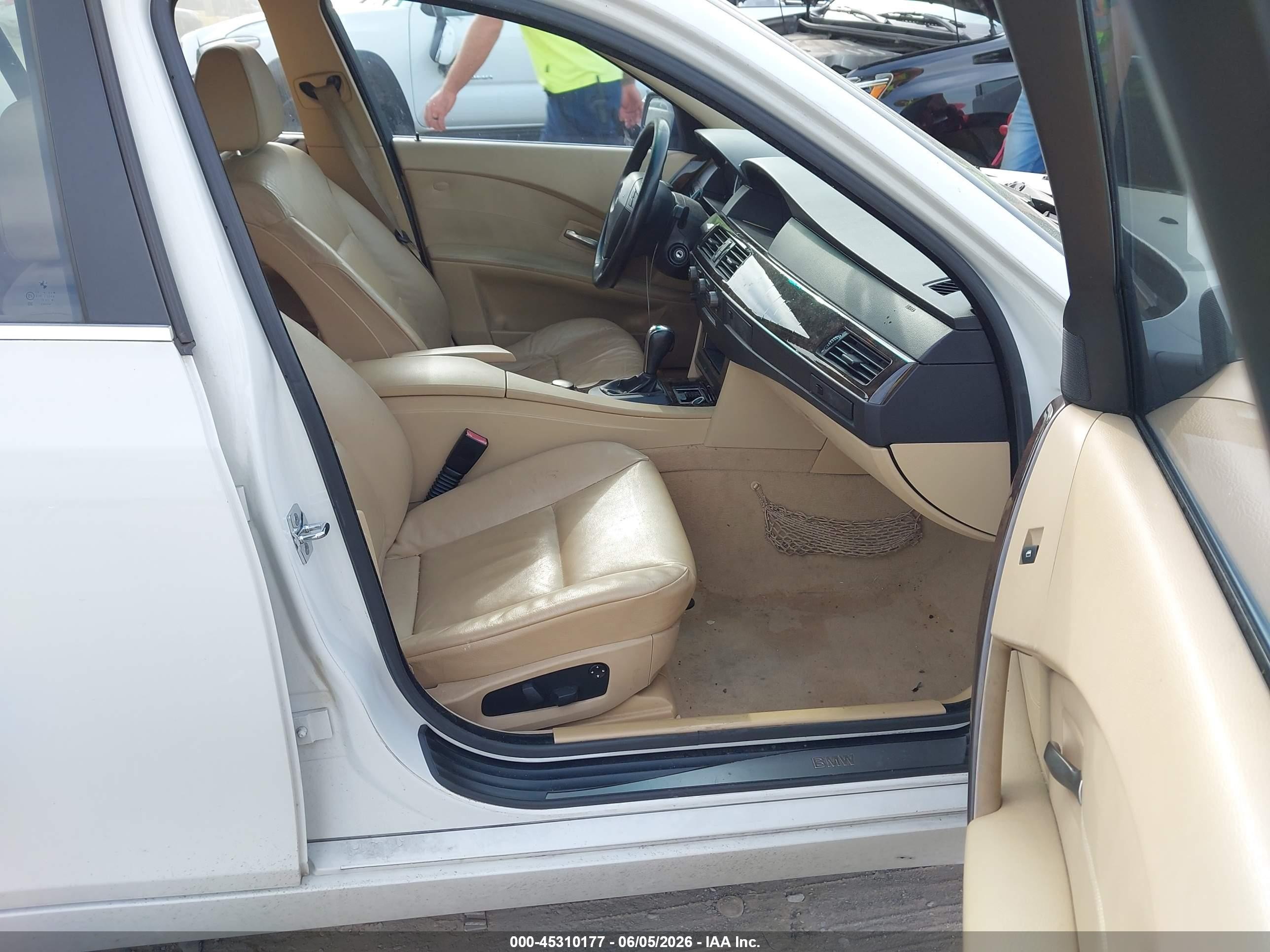 2005 Bmw 525i Белый vin: WBANA53565B855897