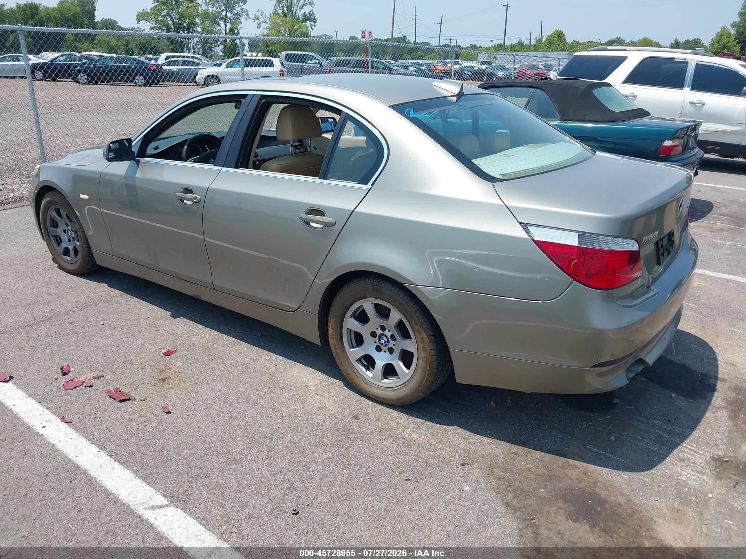 2004 Bmw 525i   Золотой vin: WBANA53584B850179