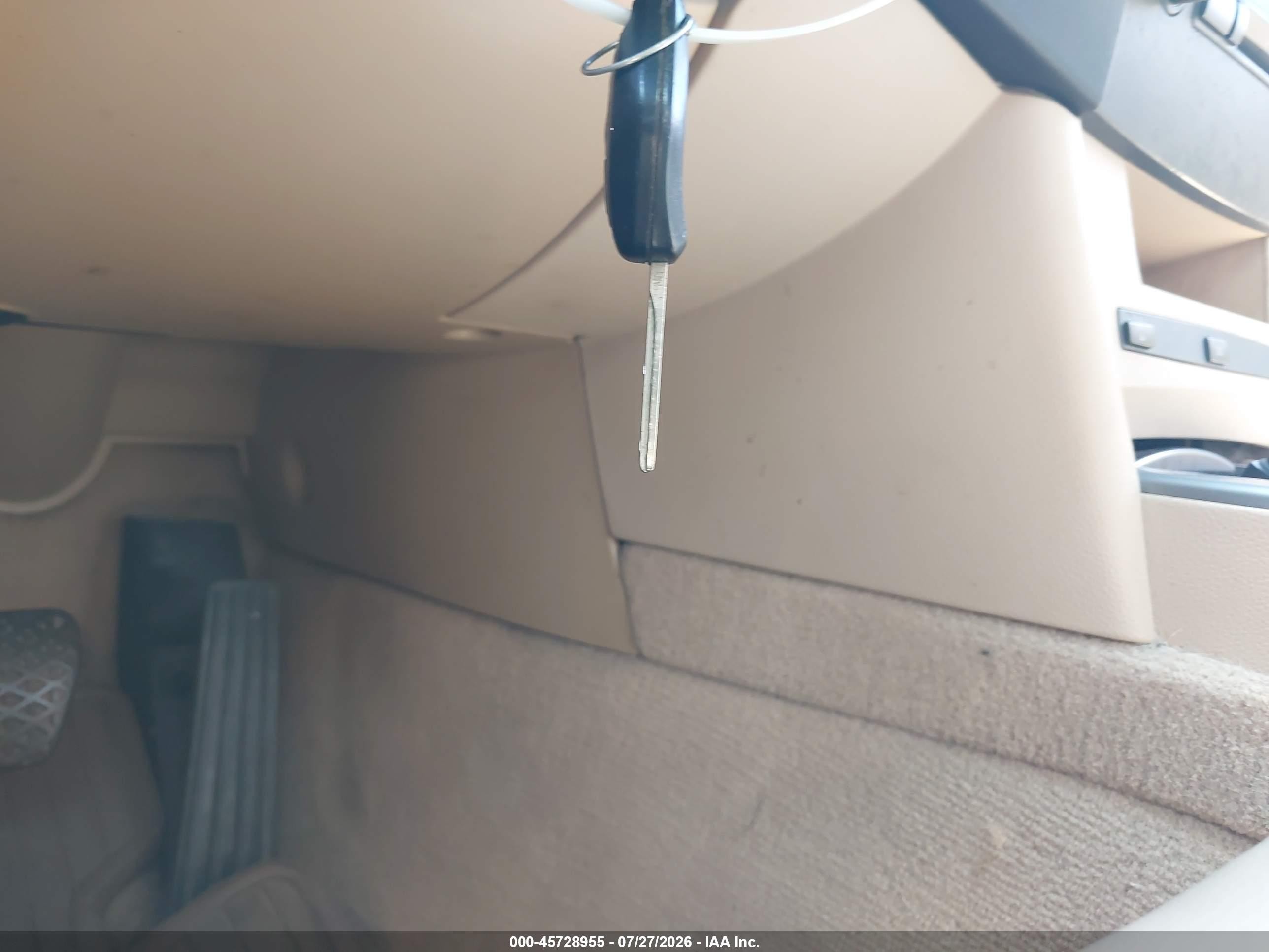 2004 Bmw 525i   Золотой vin: WBANA53584B850179