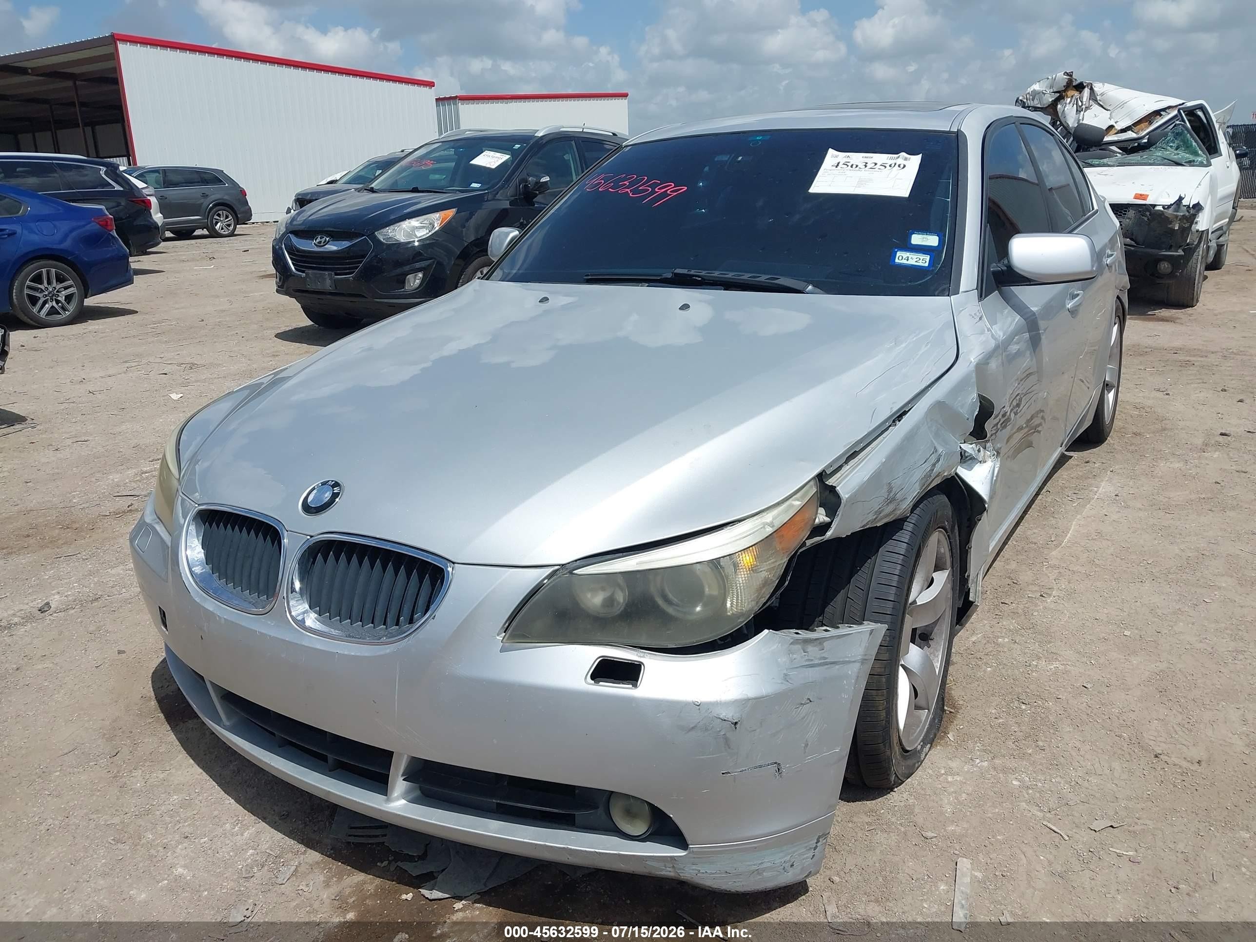 2005 Bmw 525i   Silver vin: WBANA53585B856825