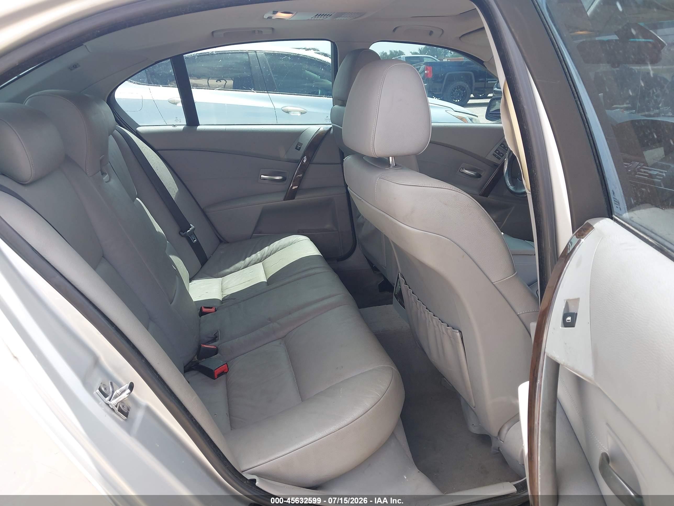2005 Bmw 525i   Silver vin: WBANA53585B856825