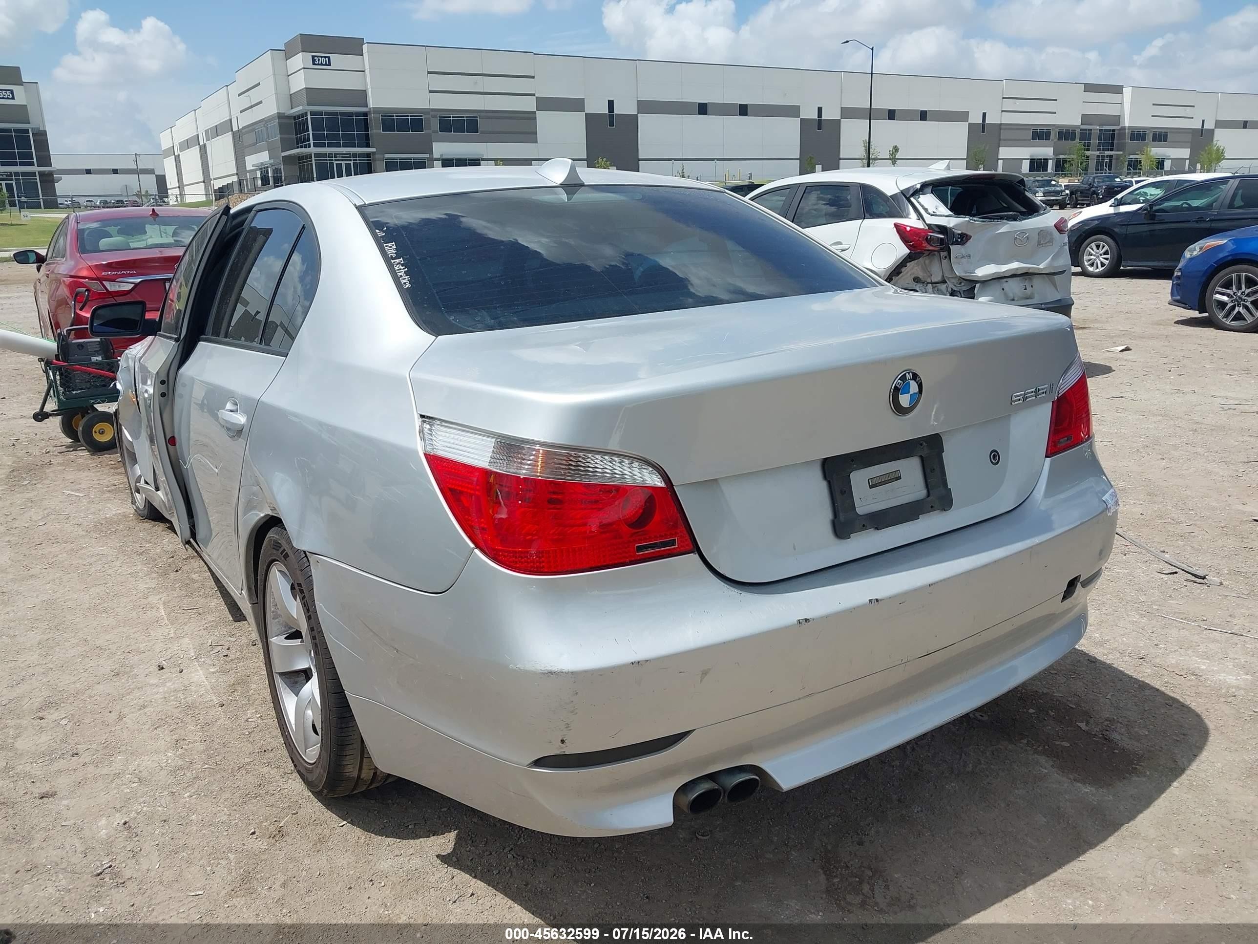2005 Bmw 525i   Silver vin: WBANA53585B856825