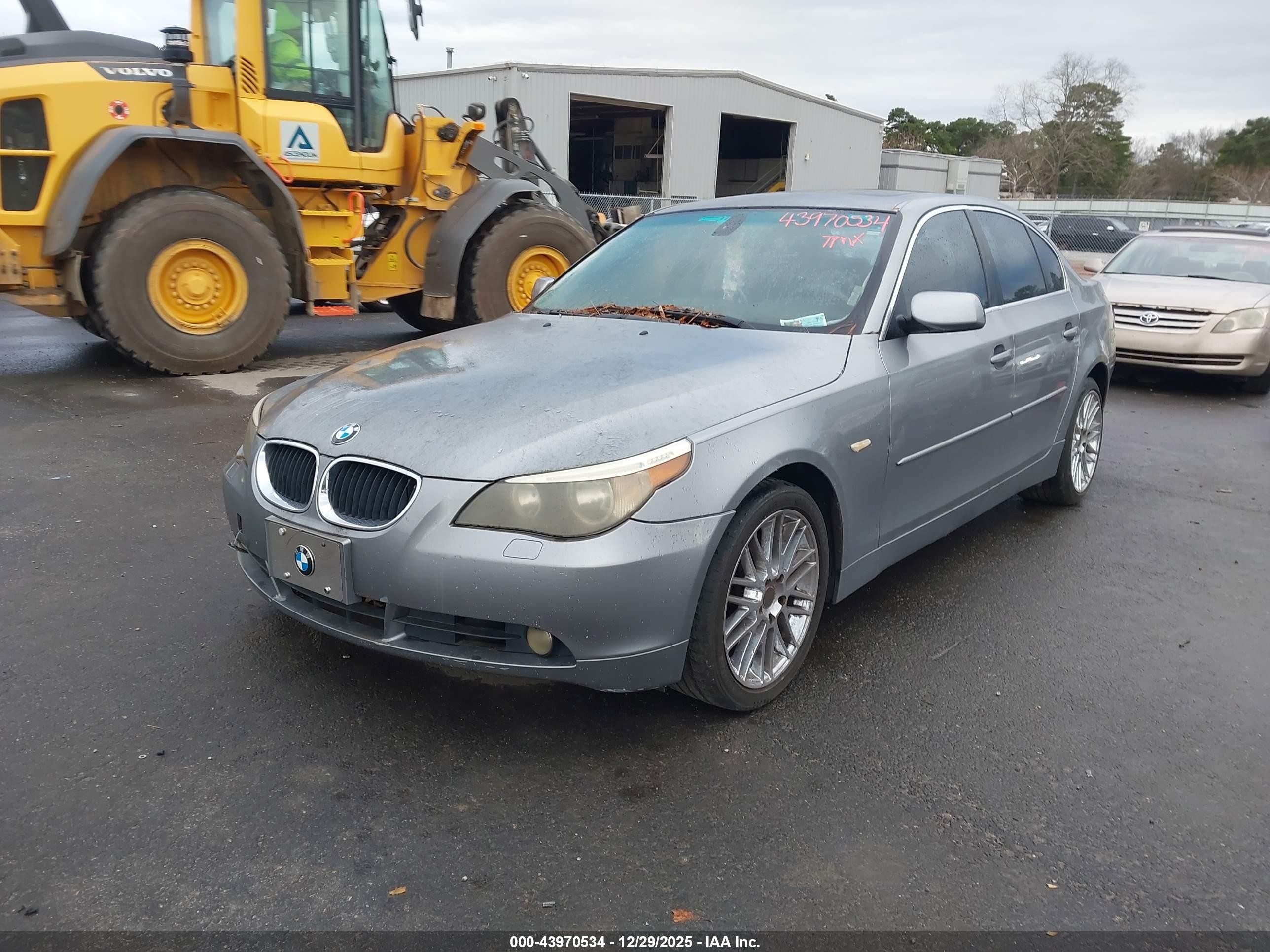 2004 Bmw 525i   Gray vin: WBANA535X4B846070
