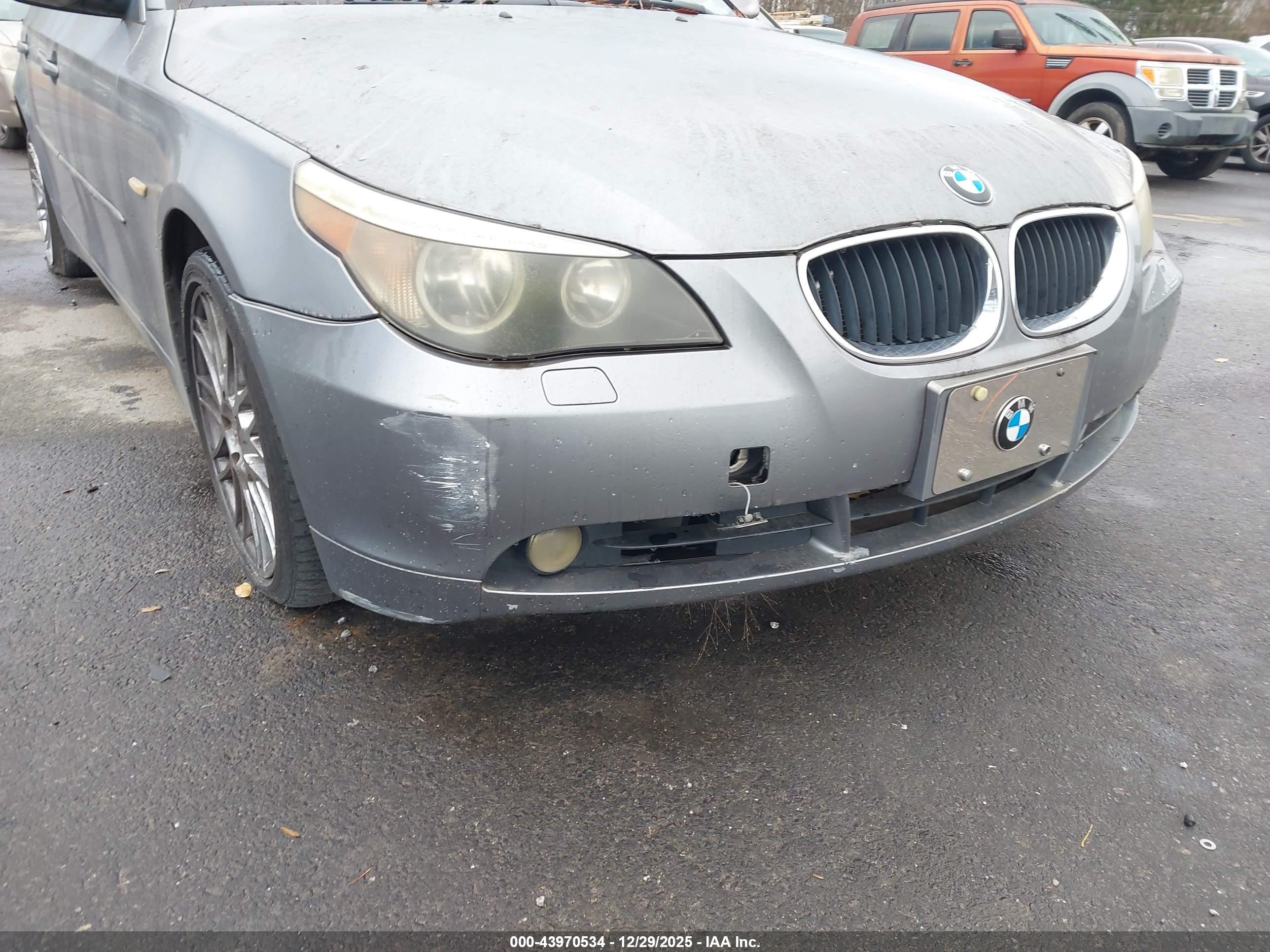 2004 Bmw 525i   Gray vin: WBANA535X4B846070