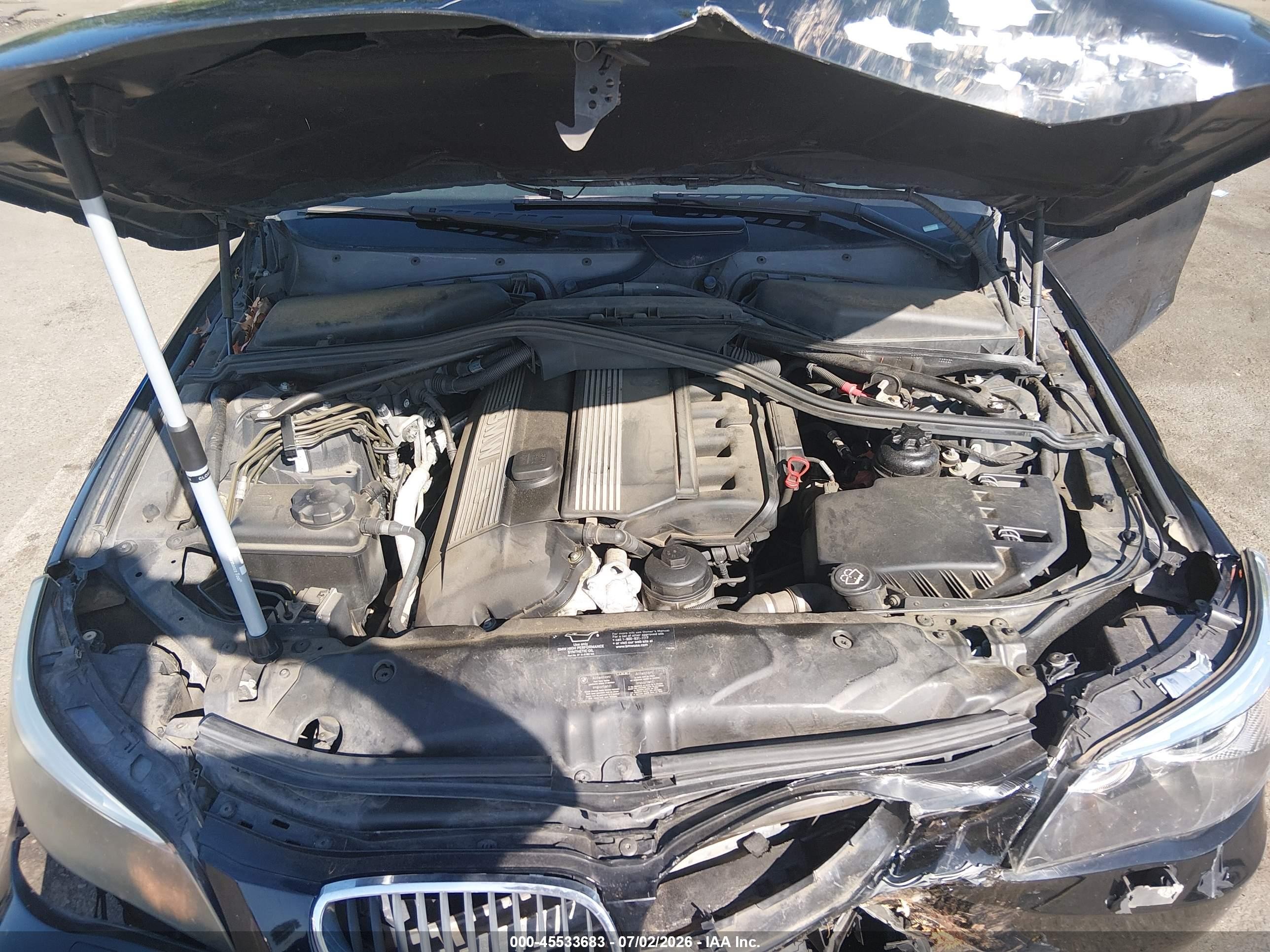 2004 Bmw 525i   Black vin: WBANA535X4B850006