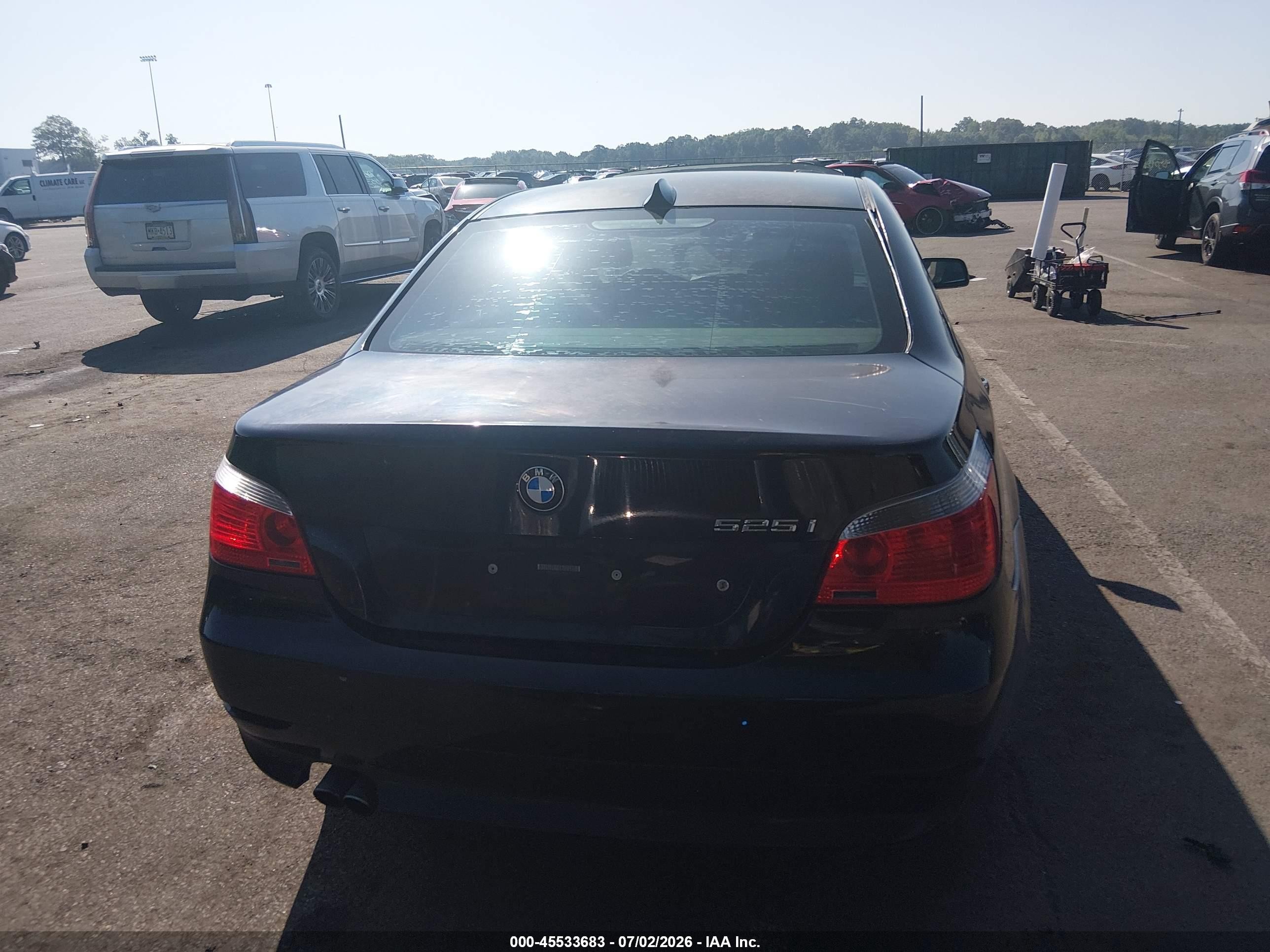 2004 Bmw 525i   Black vin: WBANA535X4B850006