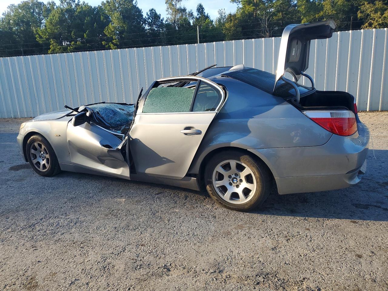2004 Bmw 525 I Silver vin: WBANA535X4B854542