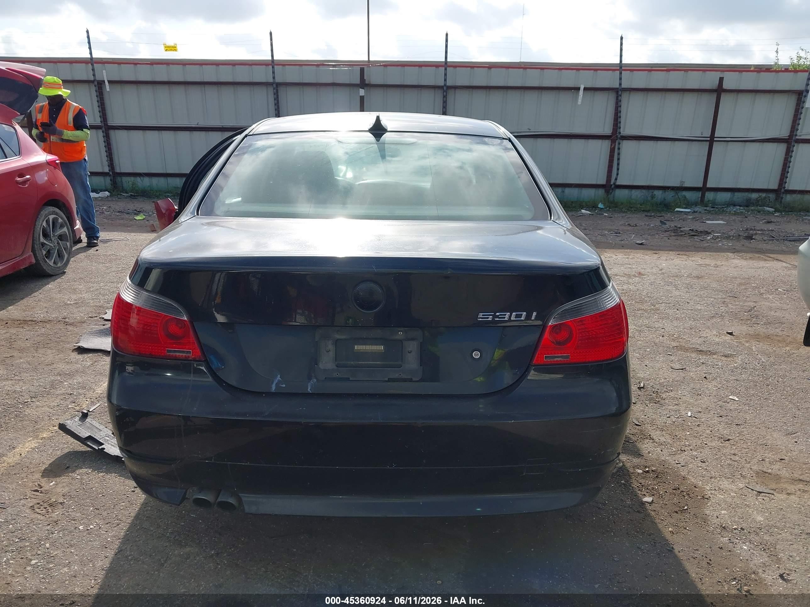 2005 Bmw 530i   Black vin: WBANA73505CR60909
