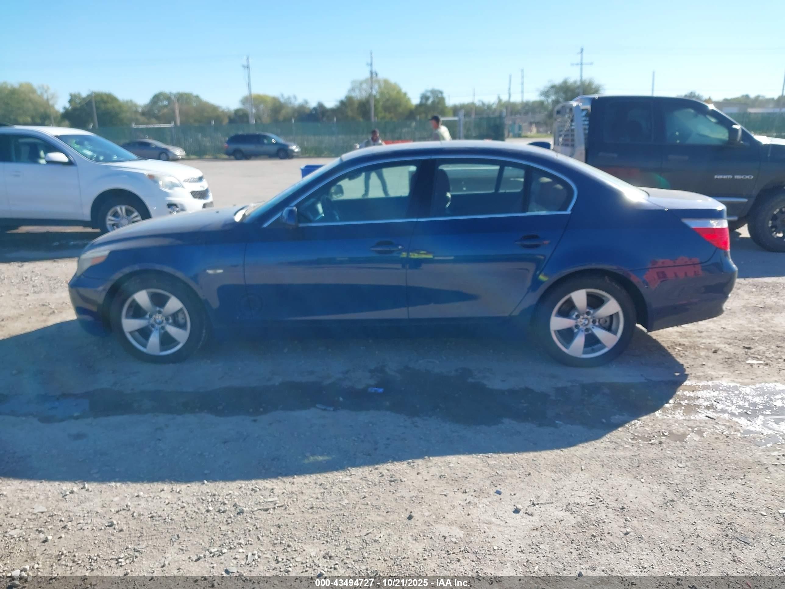 2005 Bmw 530i   Blue vin: WBANA73515B819823