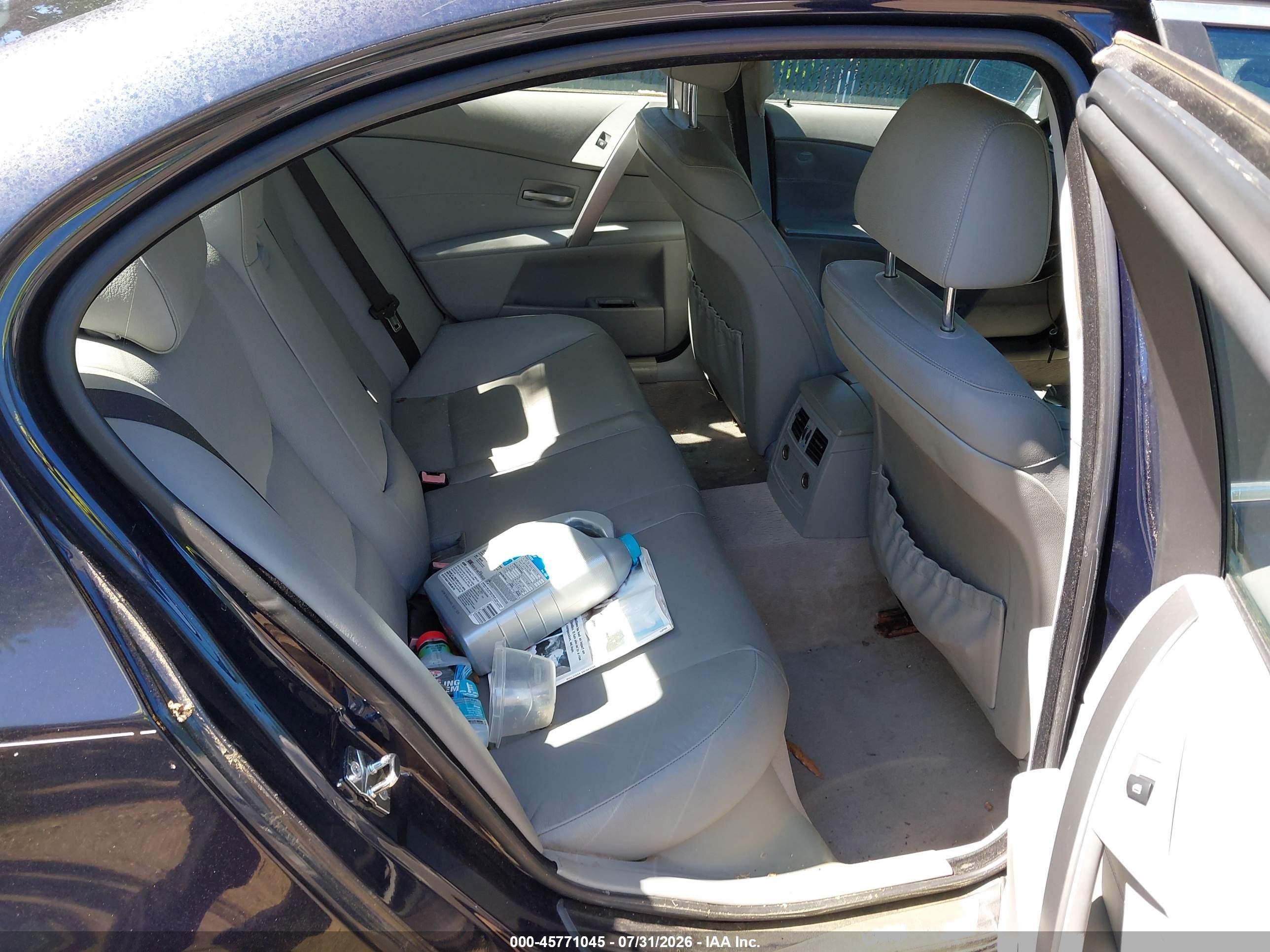 2004 Bmw 530i   Dark Blue vin: WBANA73524B801295