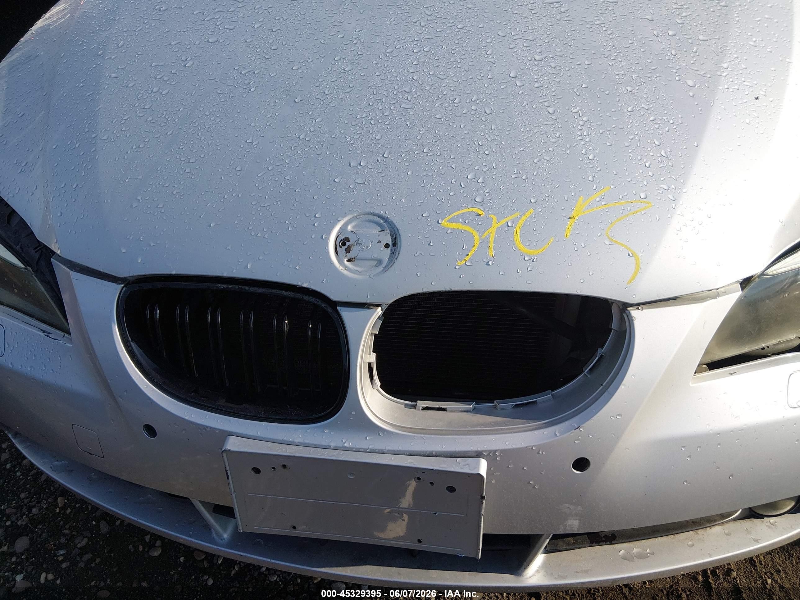 2004 Bmw 530i   Silver vin: WBANA73524B803919