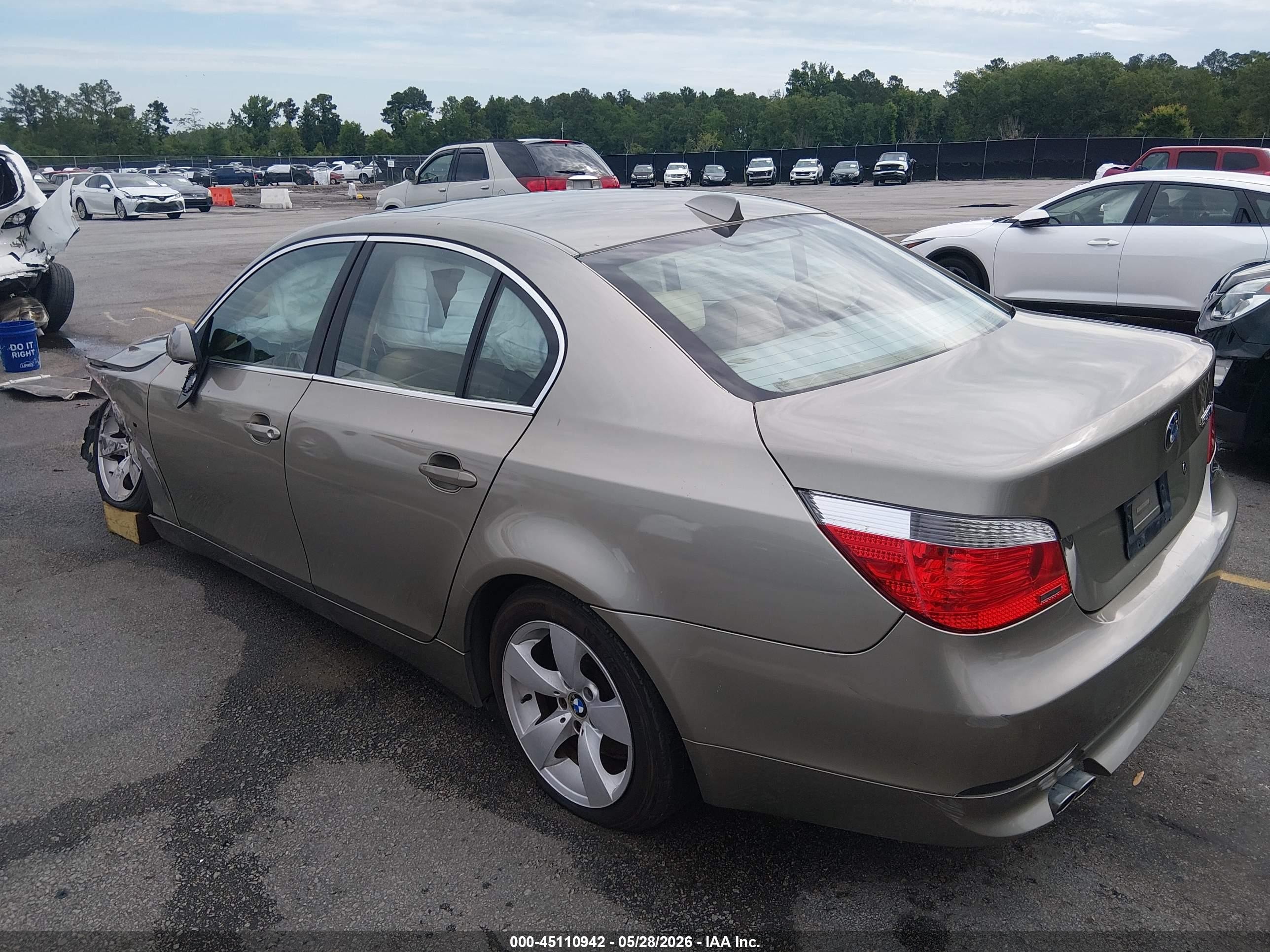2004 Bmw 530i   Tan vin: WBANA73544B812217
